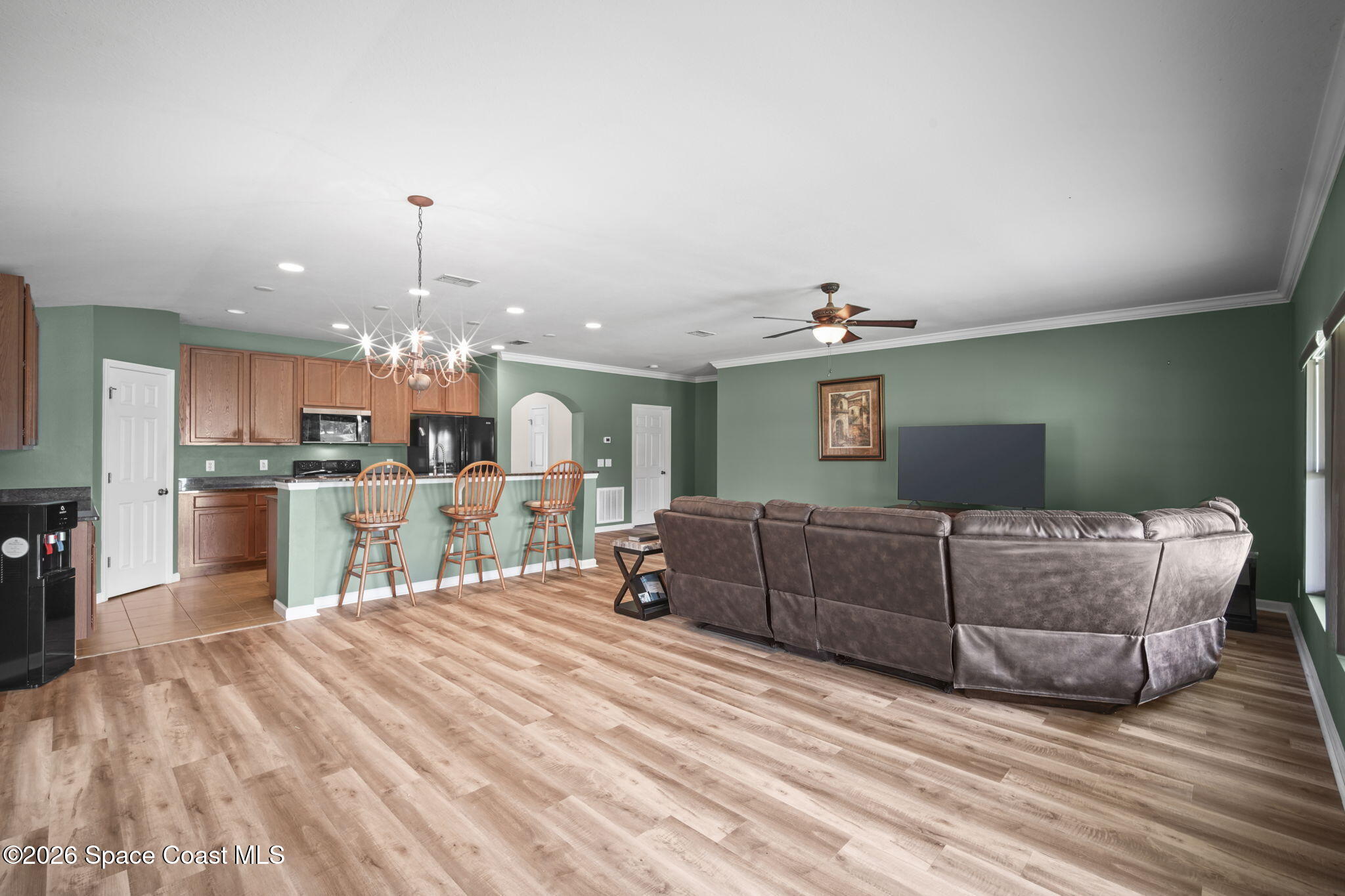 345 Dryden Circle