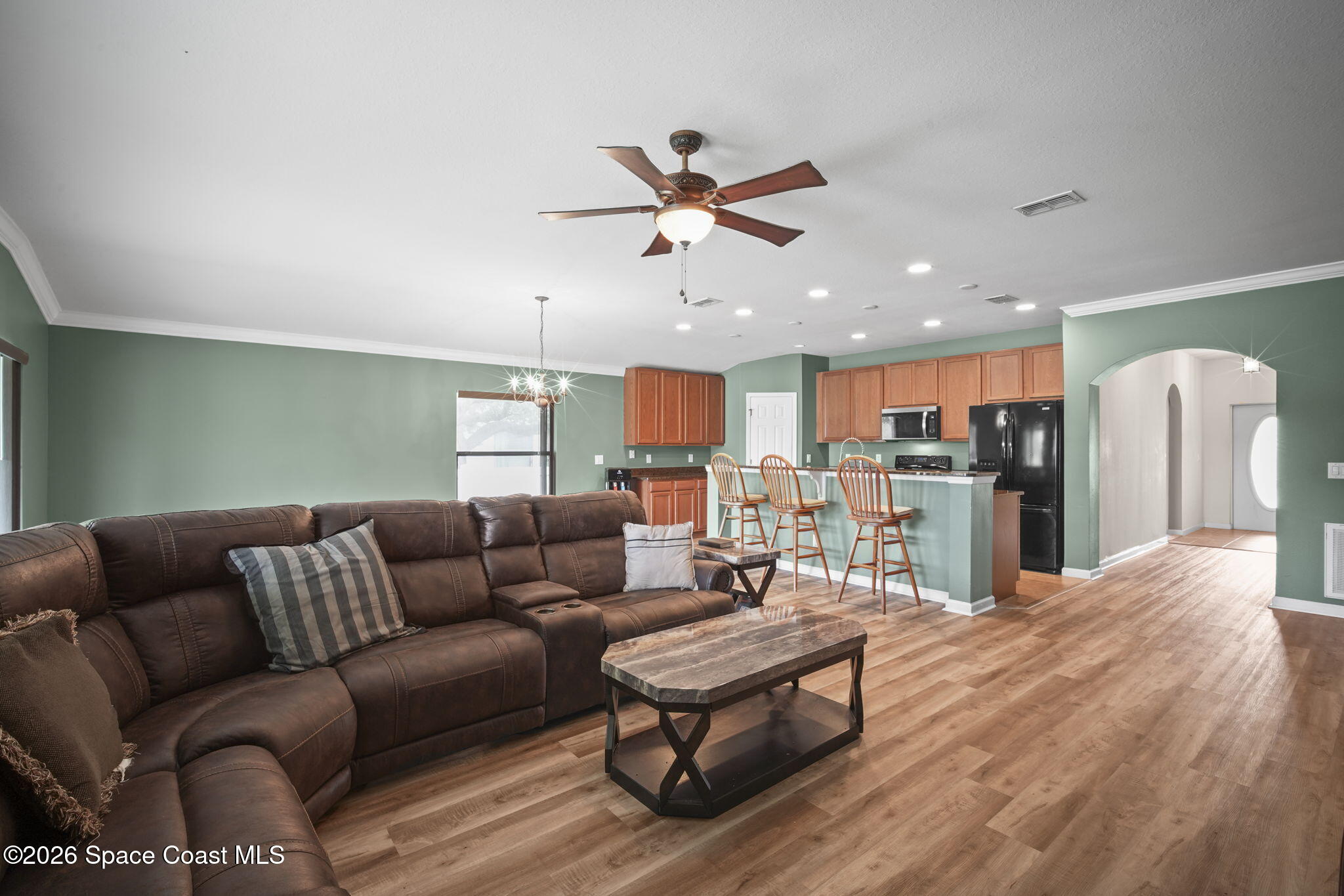 345 Dryden Circle