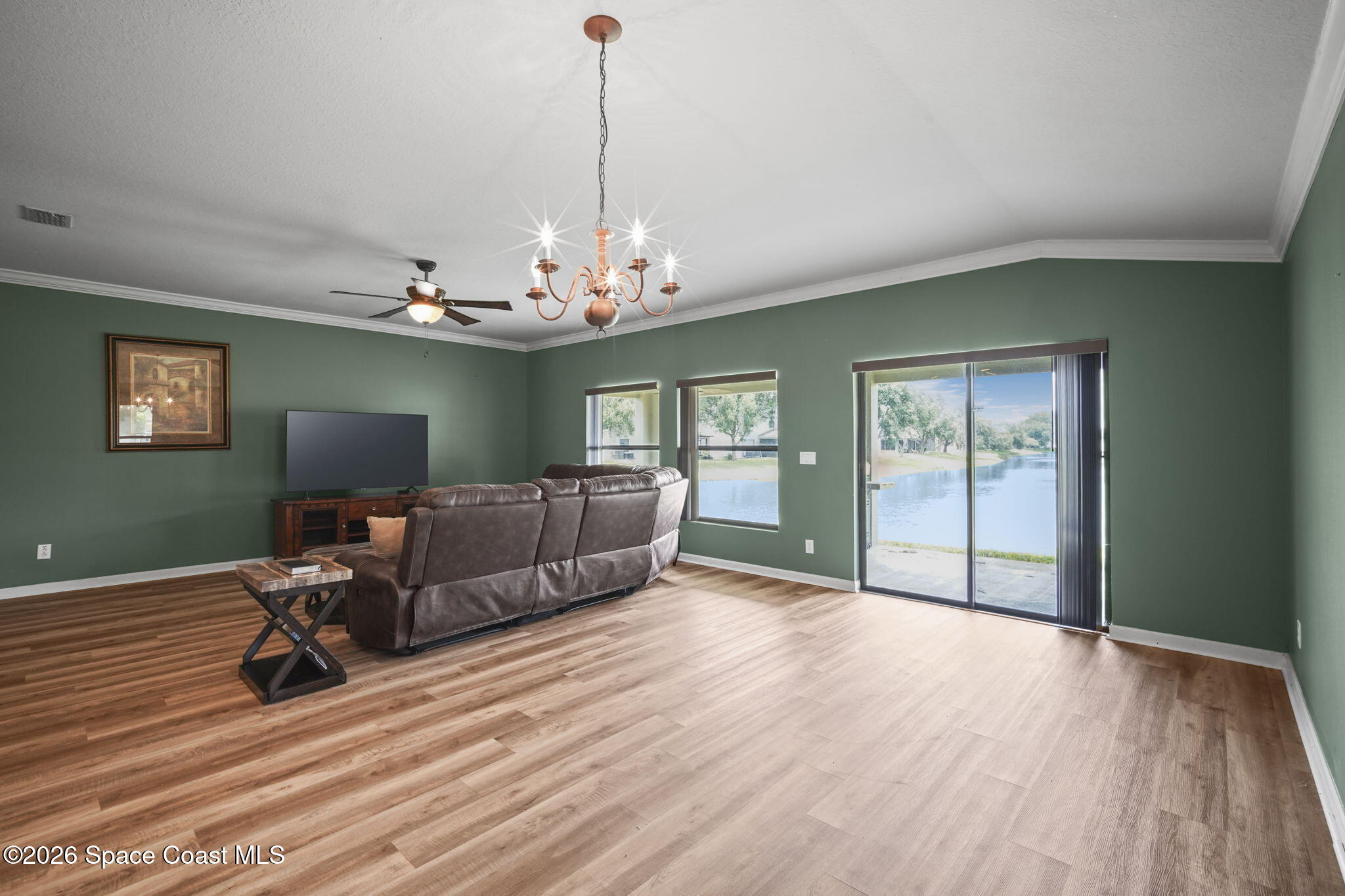 345 Dryden Circle