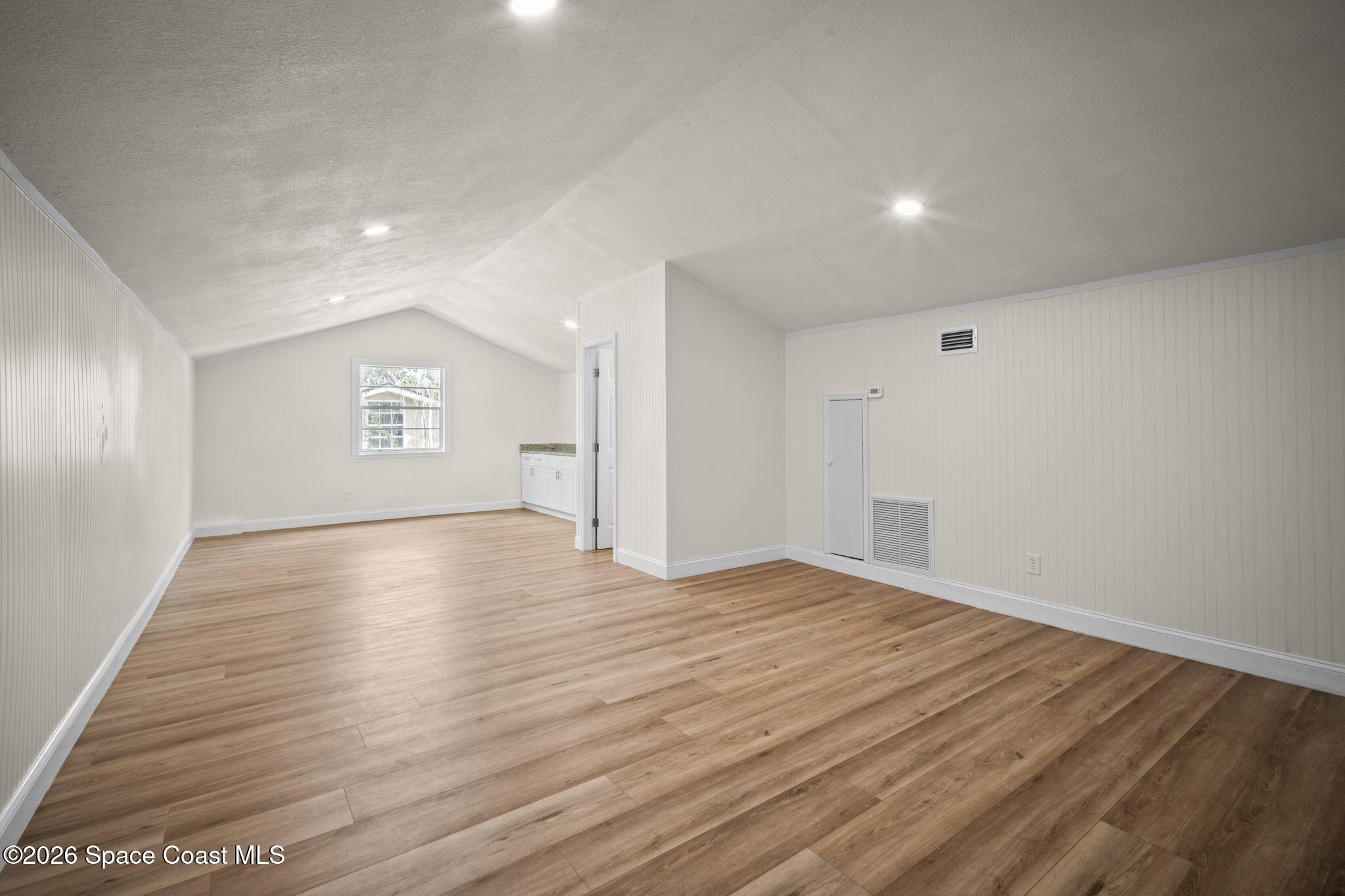 1576 Grandview Way
