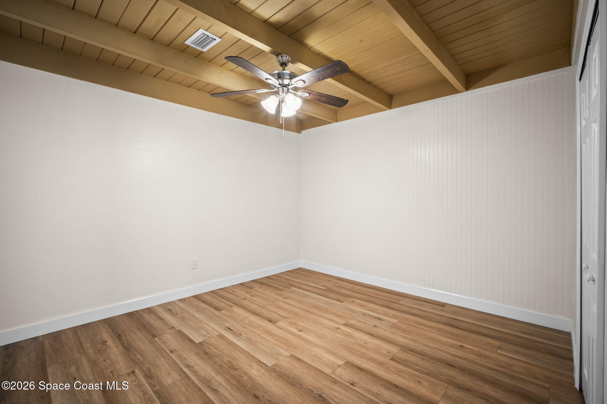1576 Grandview Way
