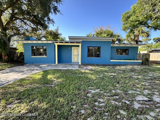 1573 Old Colonial Way