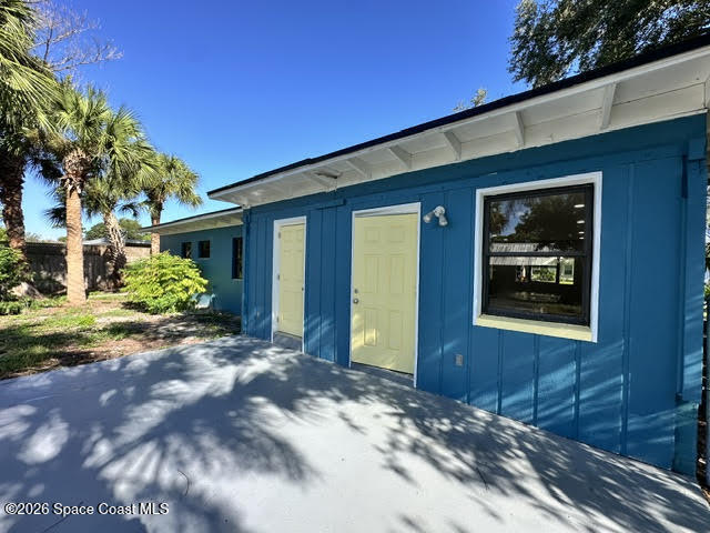 1573 Old Colonial Way