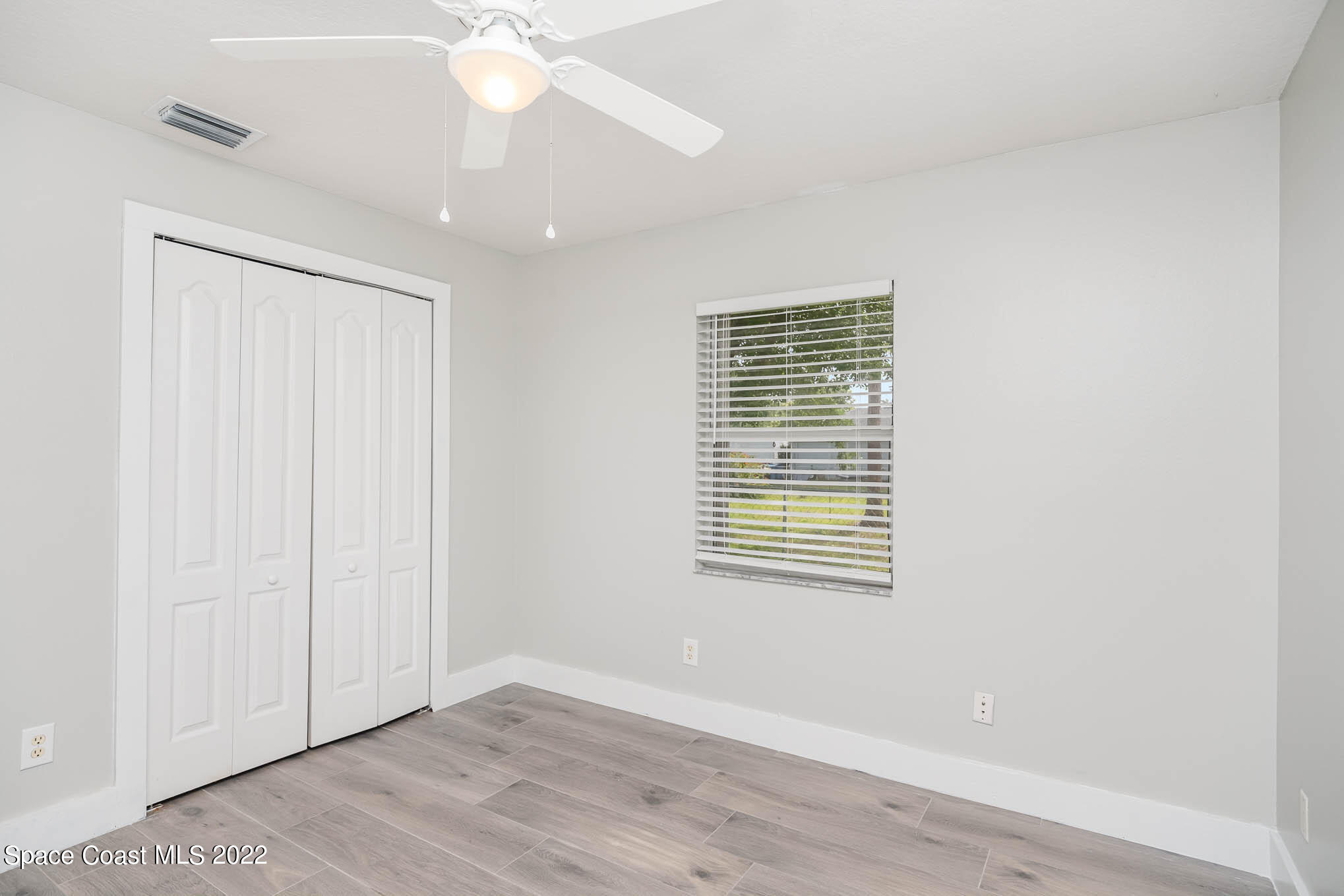 1896 Andover Street NW