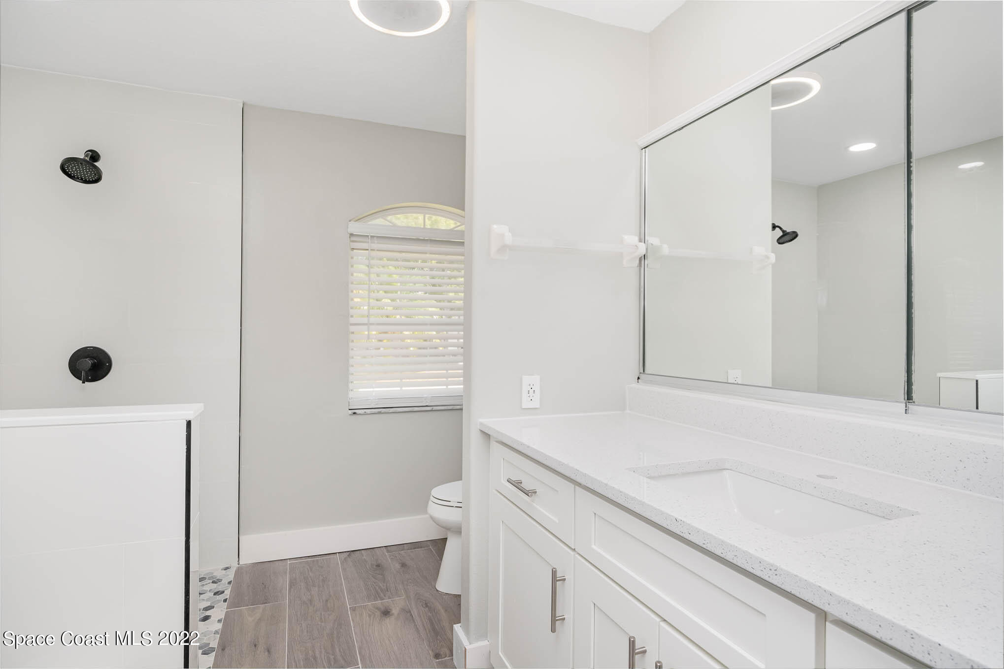 1896 Andover Street NW