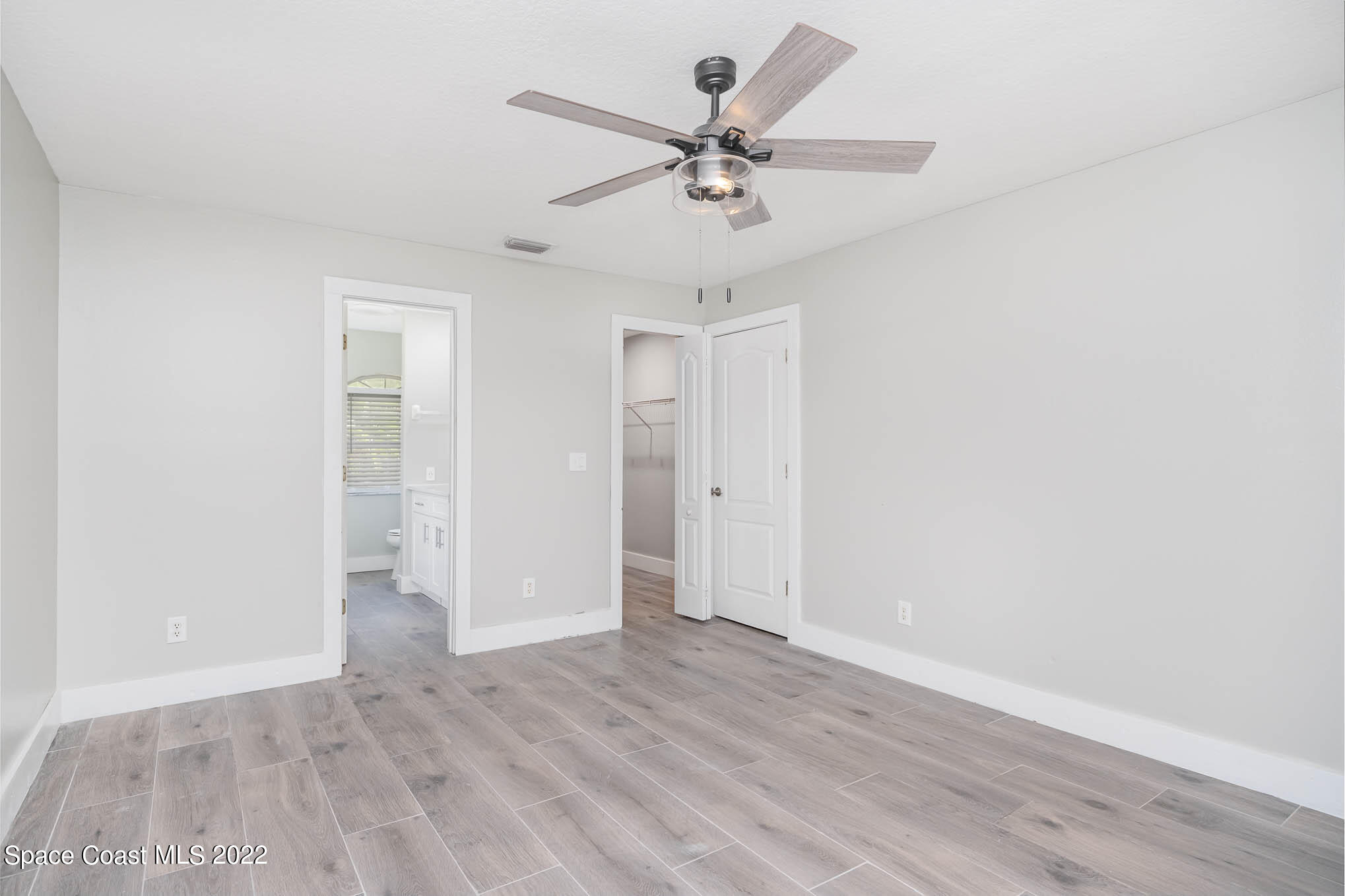 1896 Andover Street NW