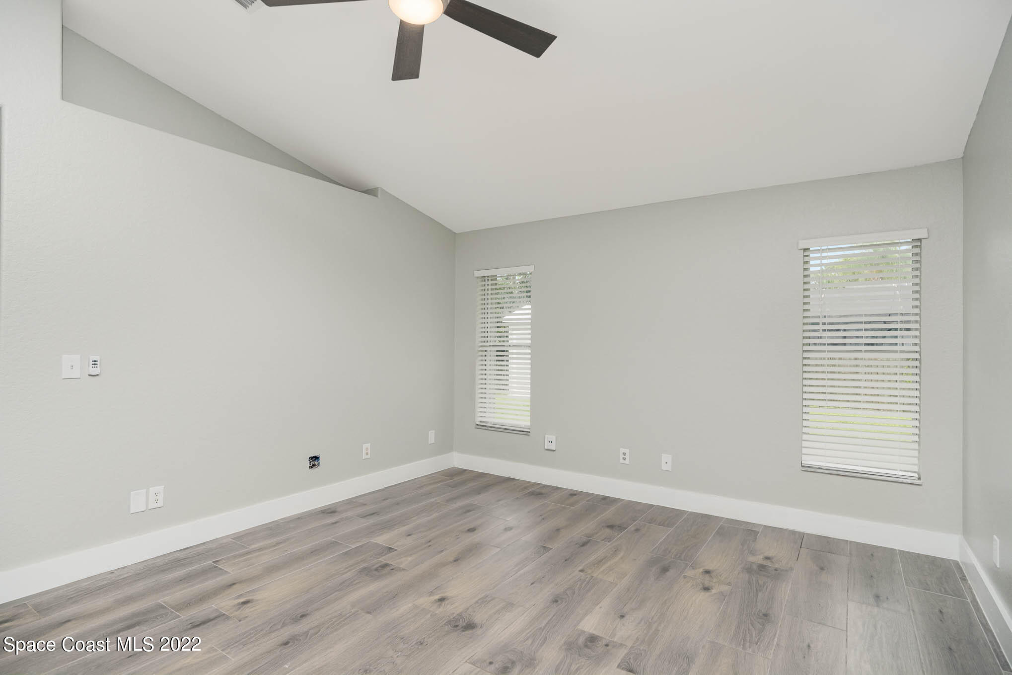 1896 Andover Street NW