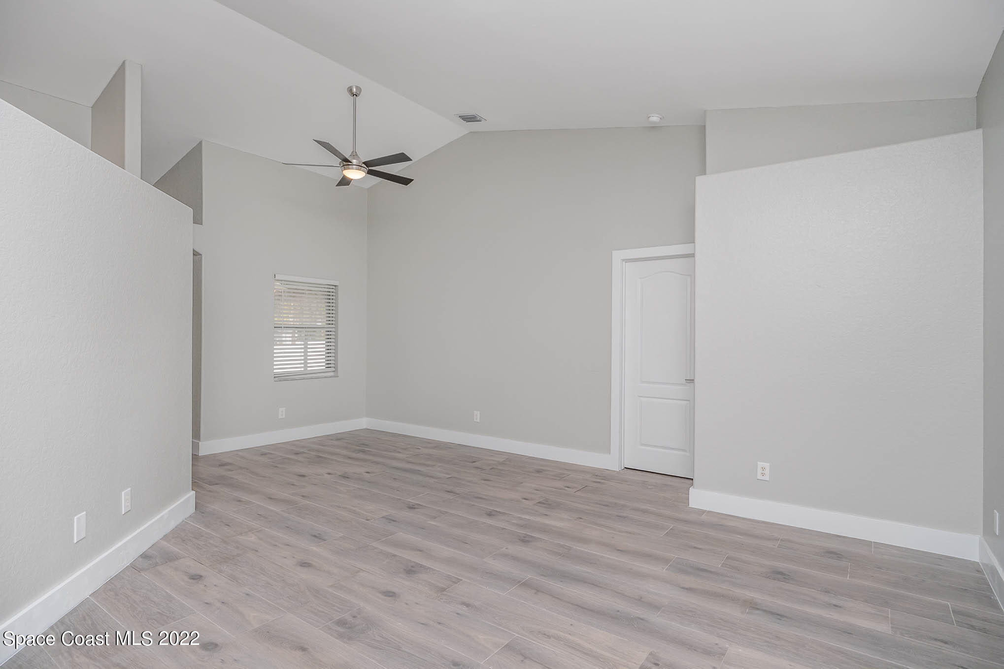 1896 Andover Street NW