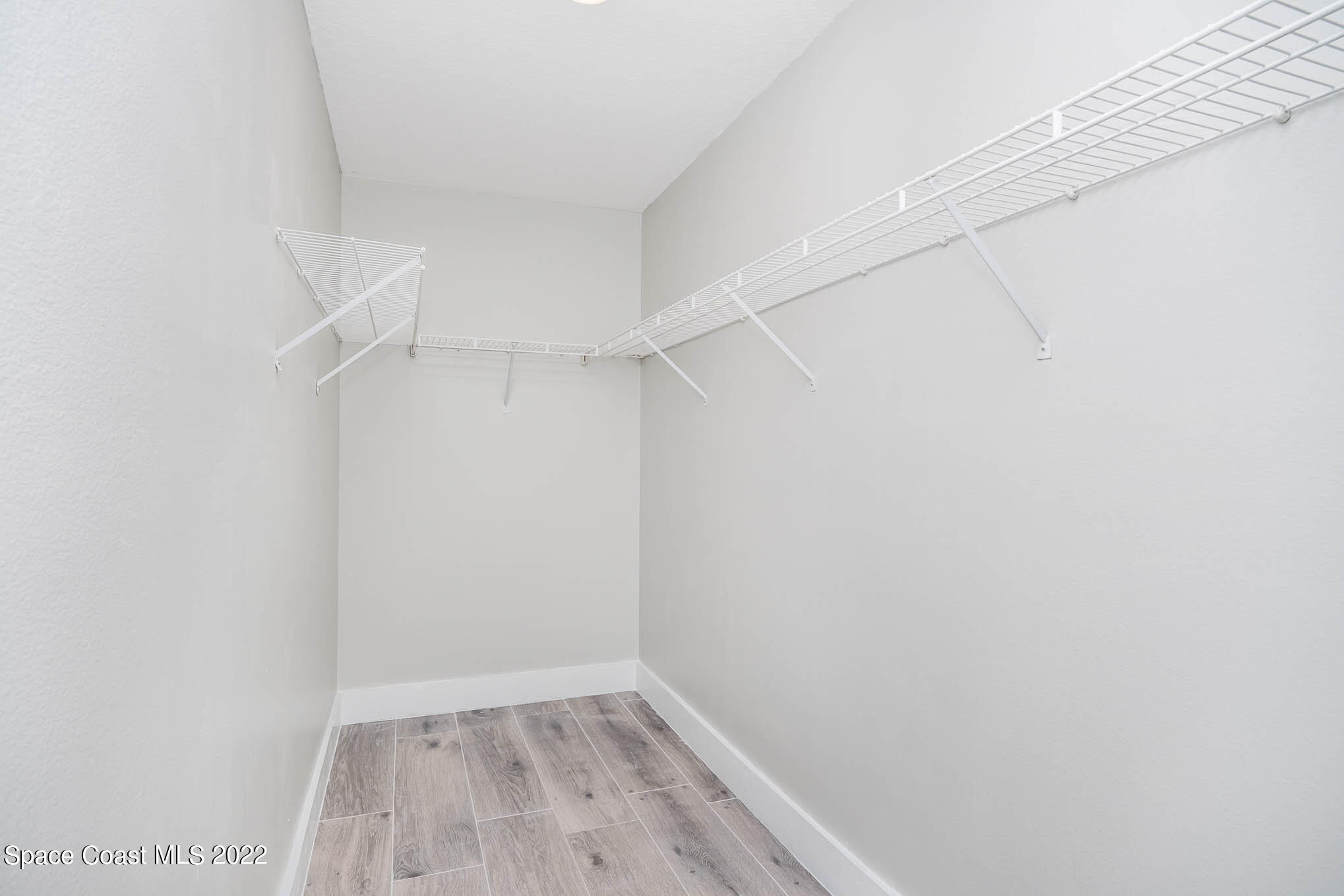 1896 Andover Street NW