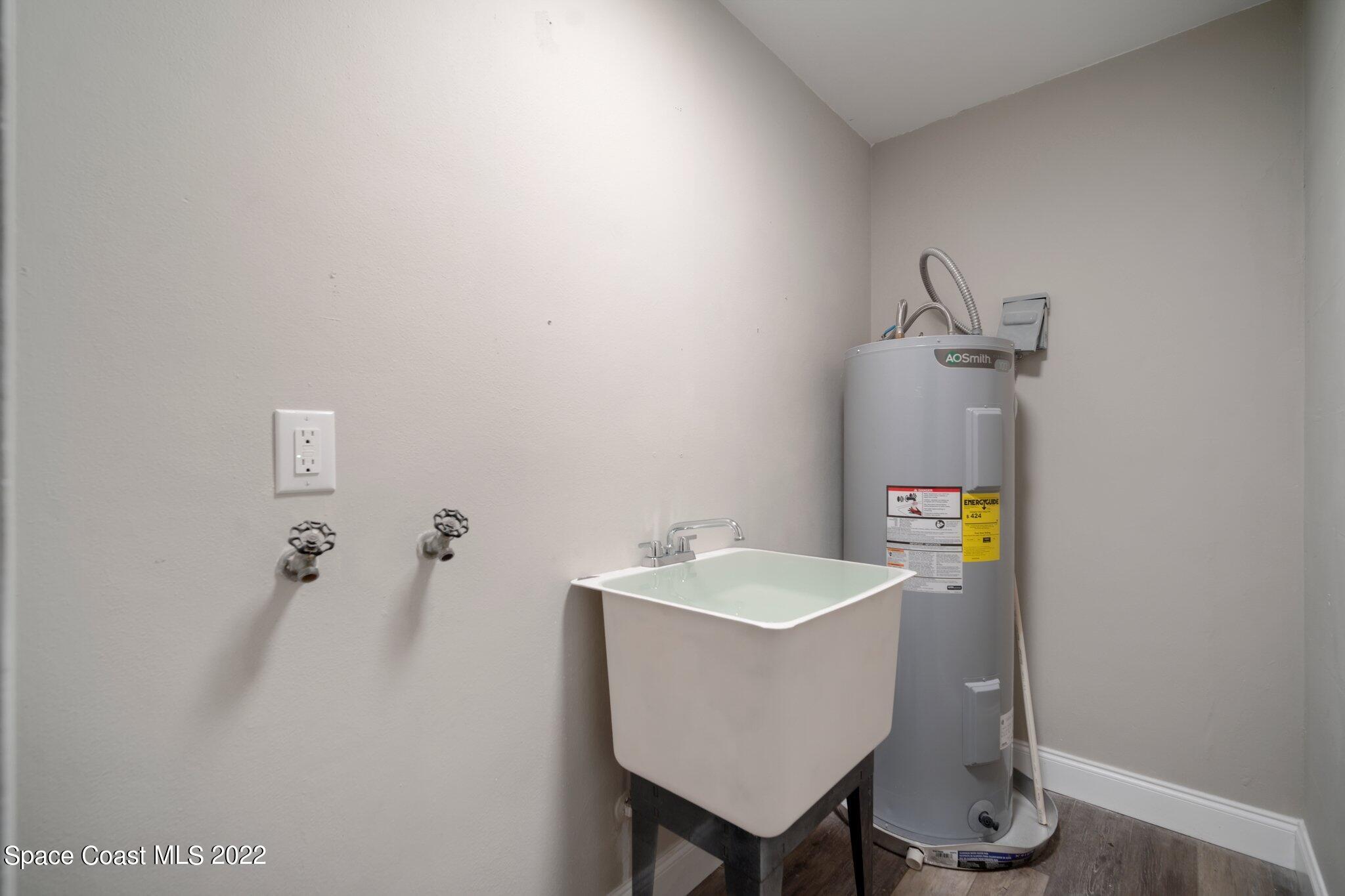 1305 S Highland Park Drive