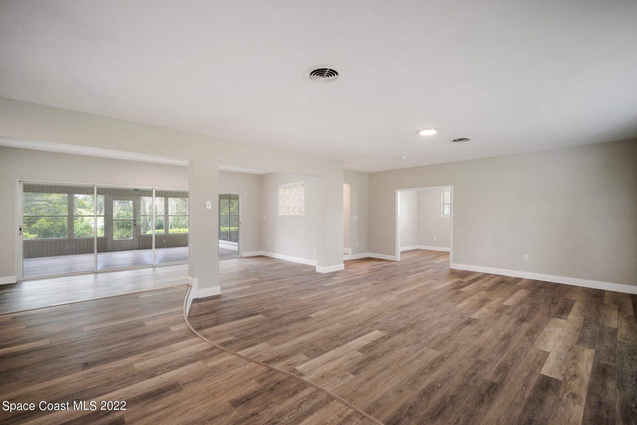 1305 S Highland Park Drive