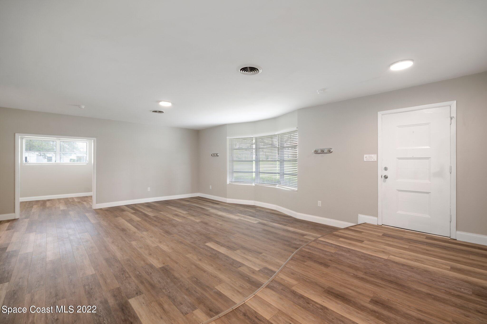 1305 S Highland Park Drive