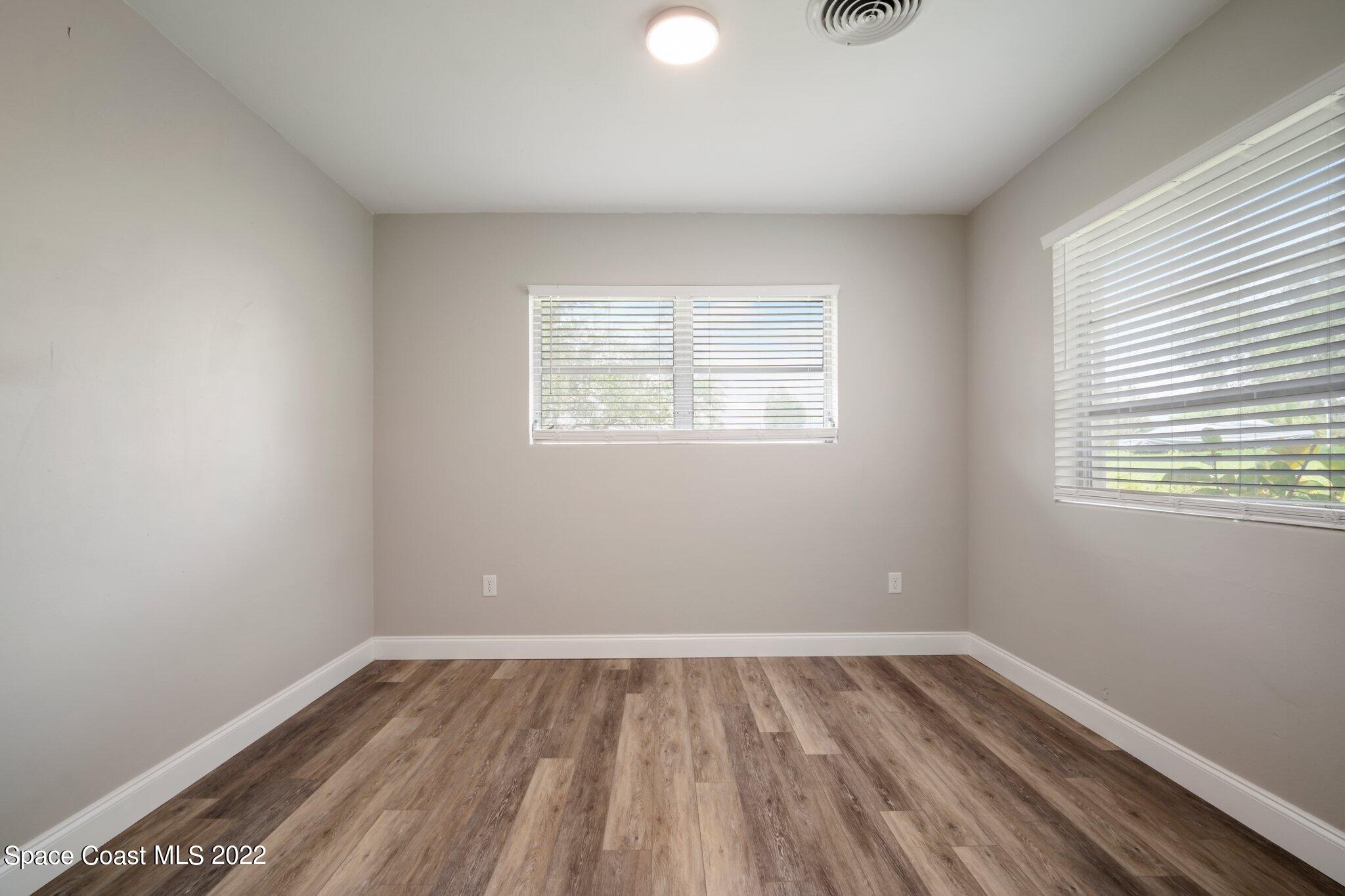 1305 S Highland Park Drive