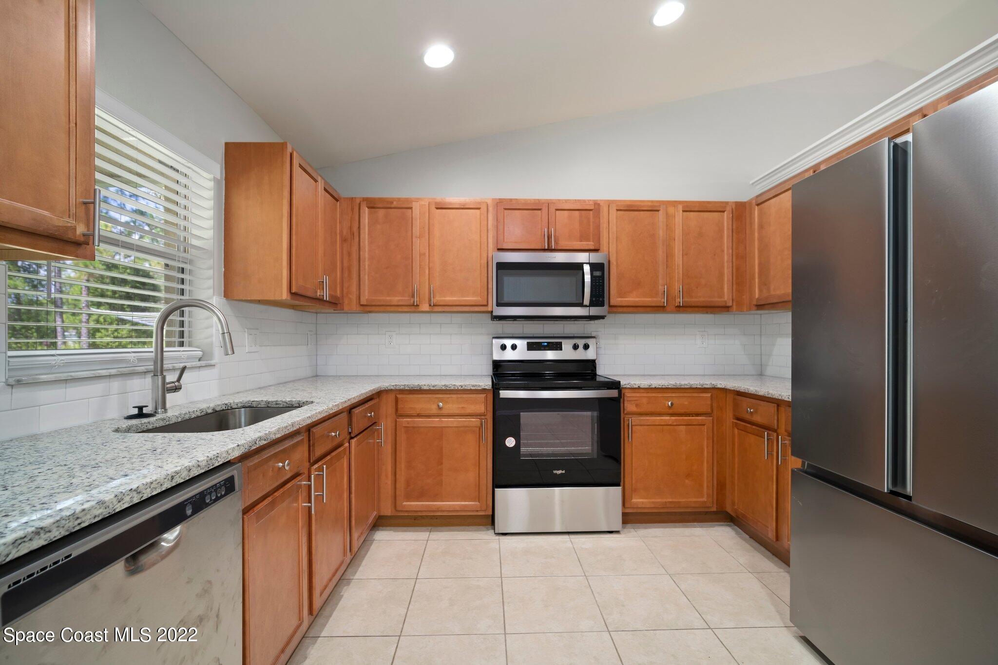 1062 Summa Boulevard