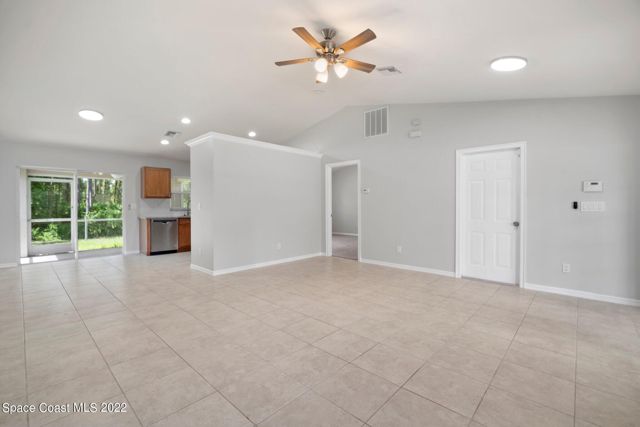 1062 Summa Boulevard