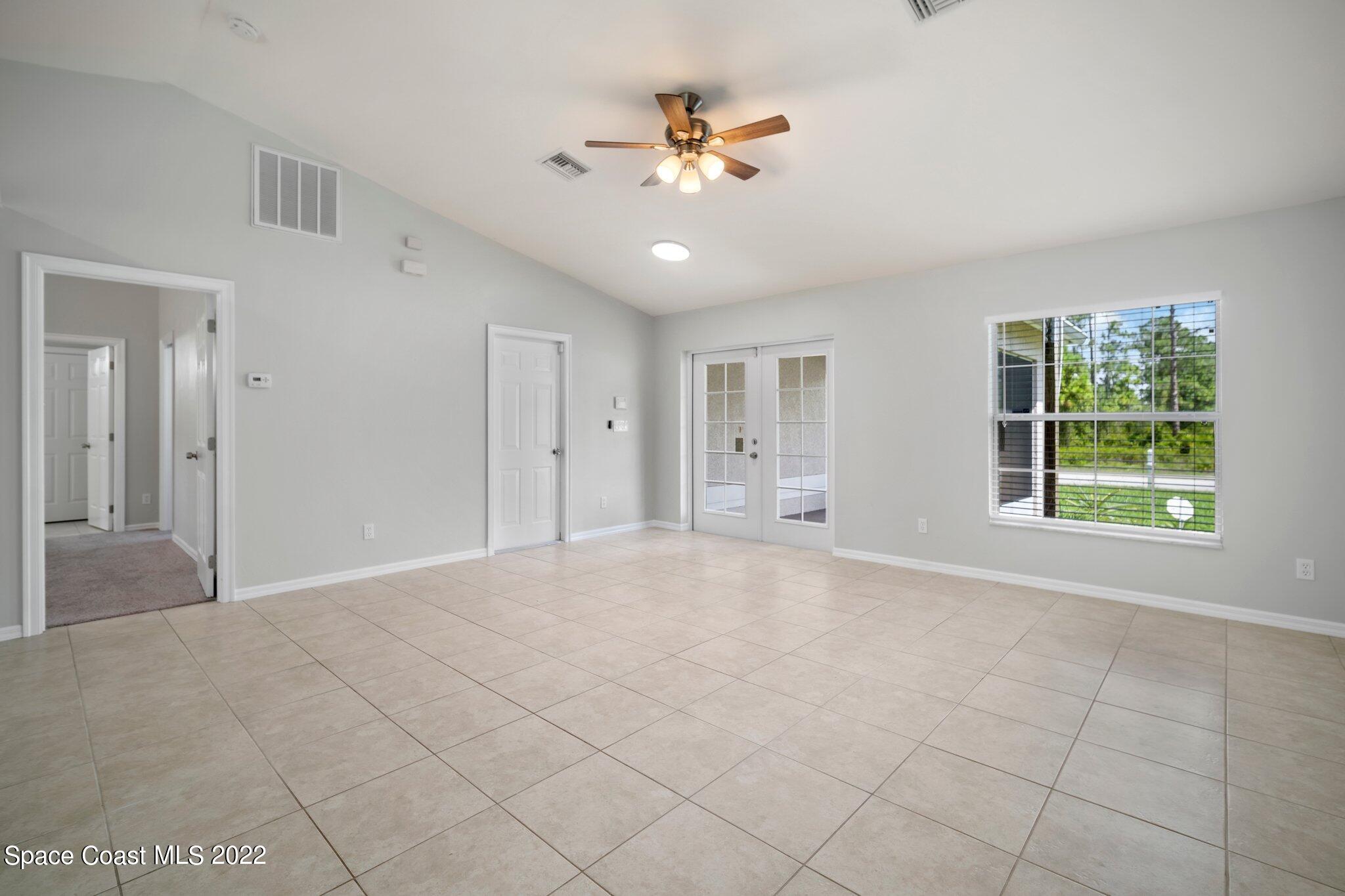 1062 Summa Boulevard