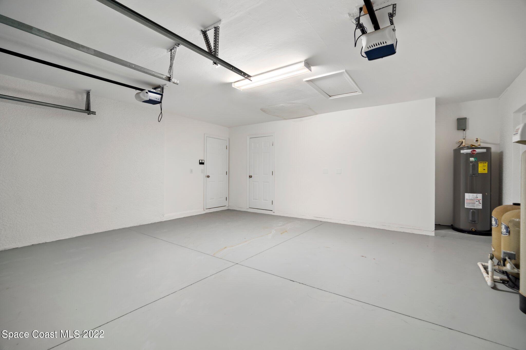 1062 Summa Boulevard