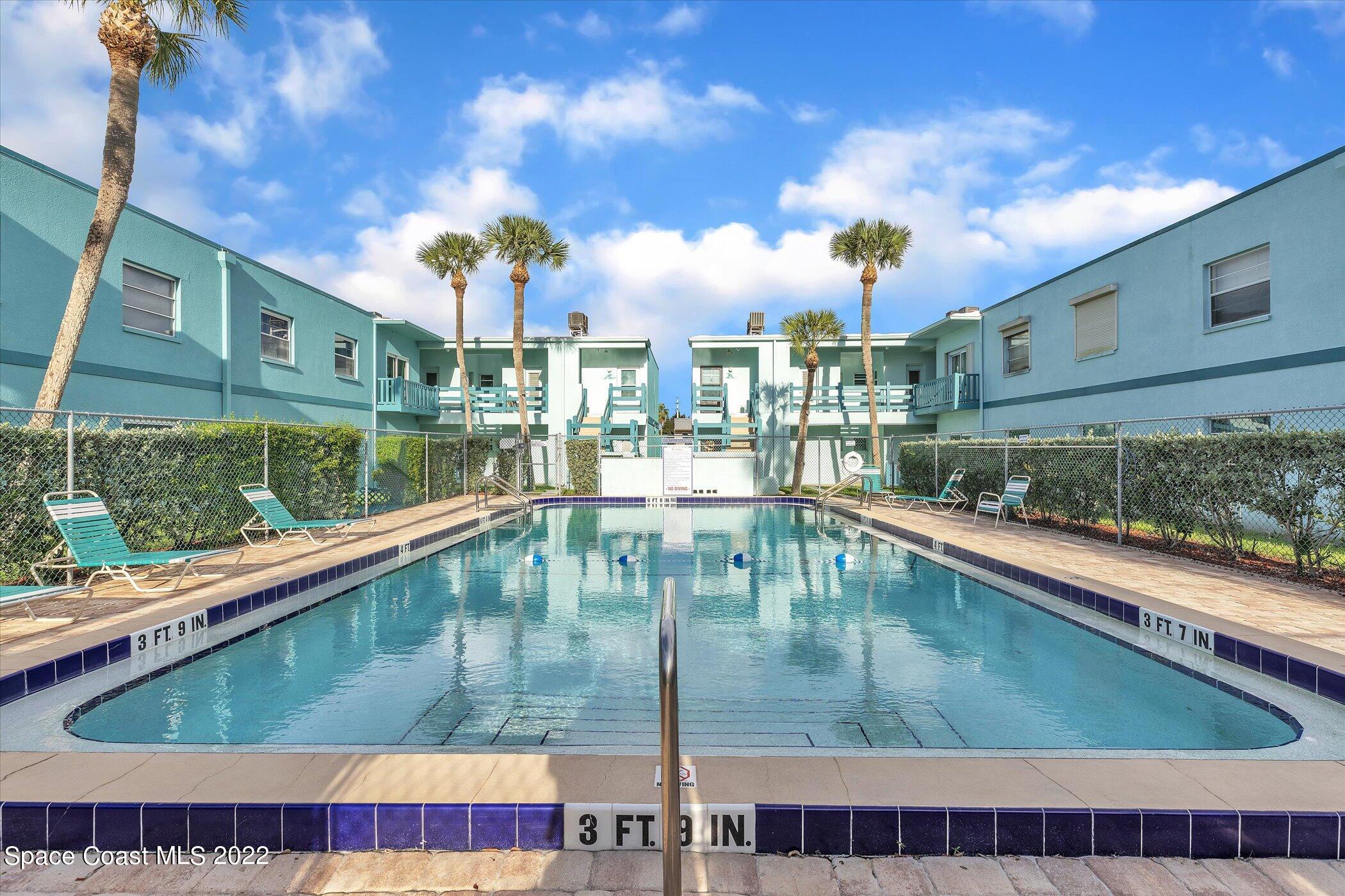 351 Taylor Avenue, 6