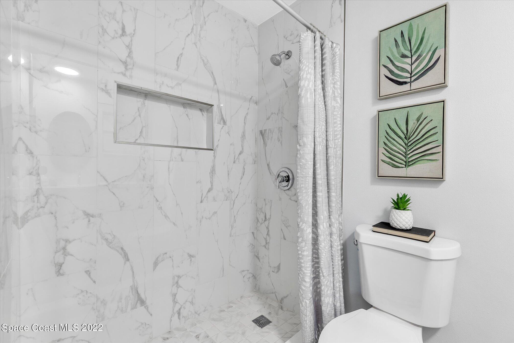 351 Taylor Avenue, 6