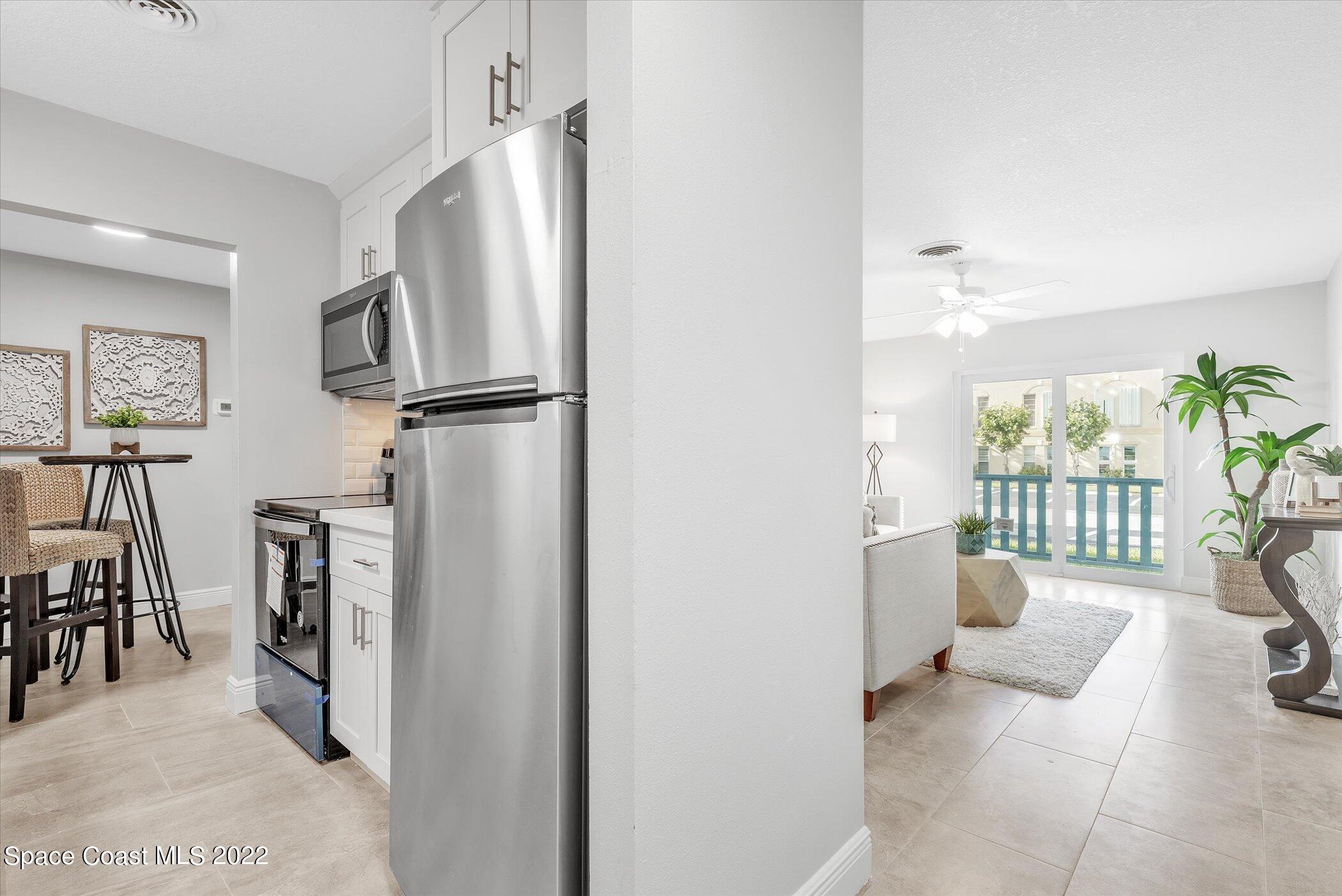 351 Taylor Avenue, 6