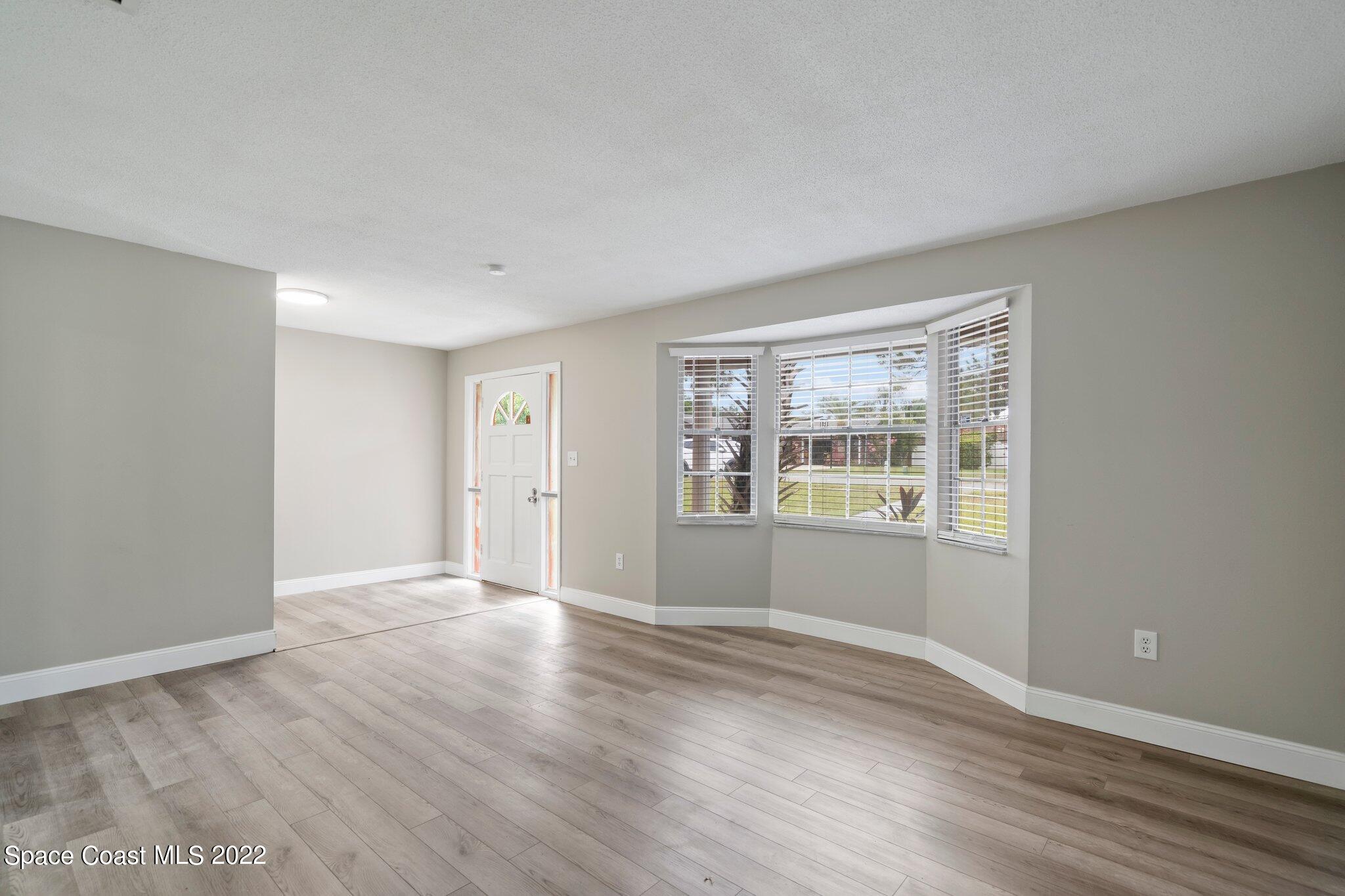 3437 Starfish Avenue