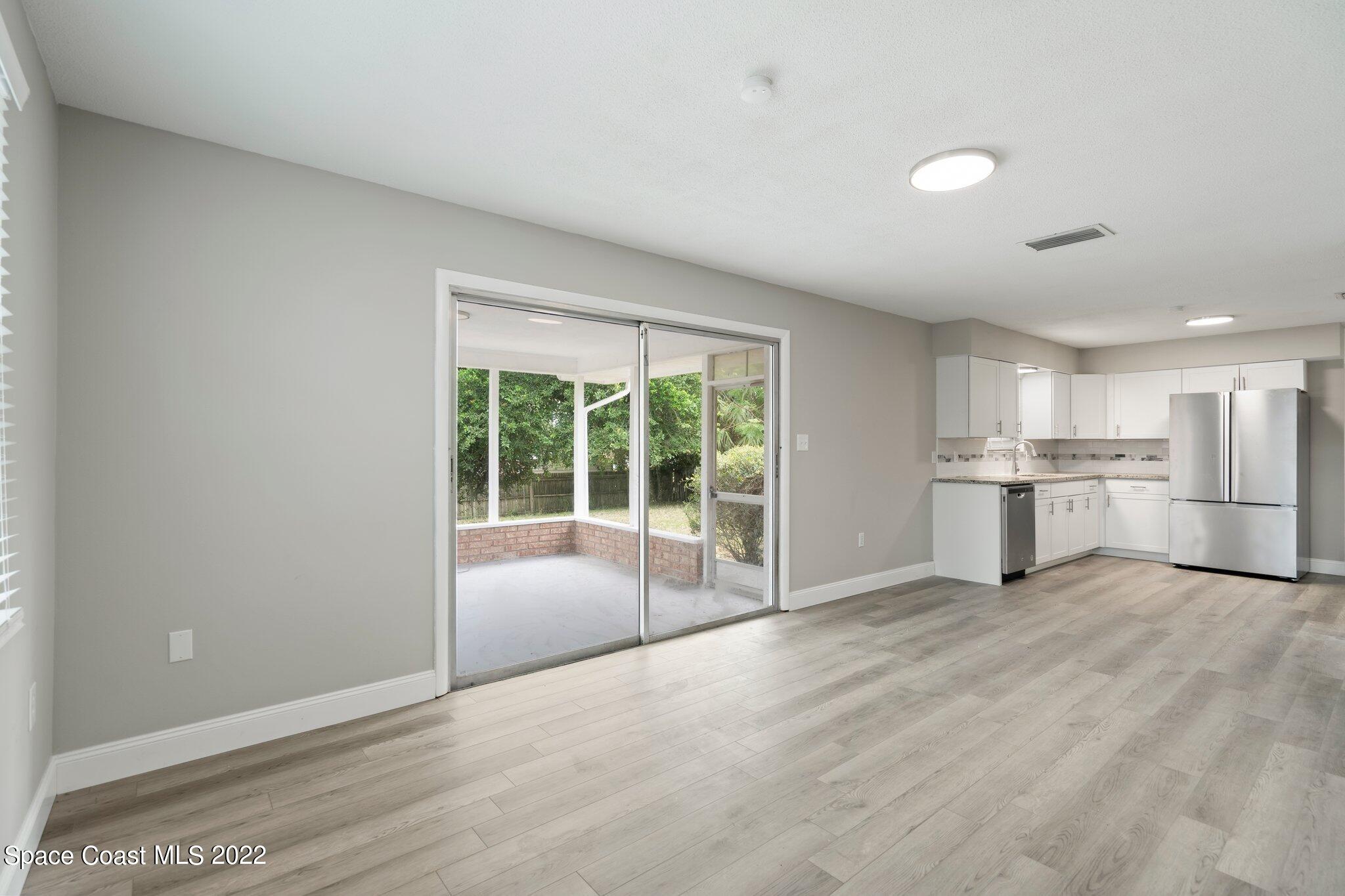 3437 Starfish Avenue