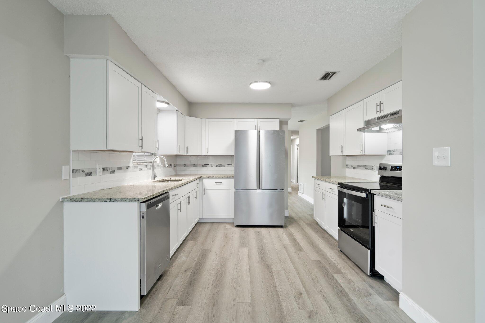 3437 Starfish Avenue