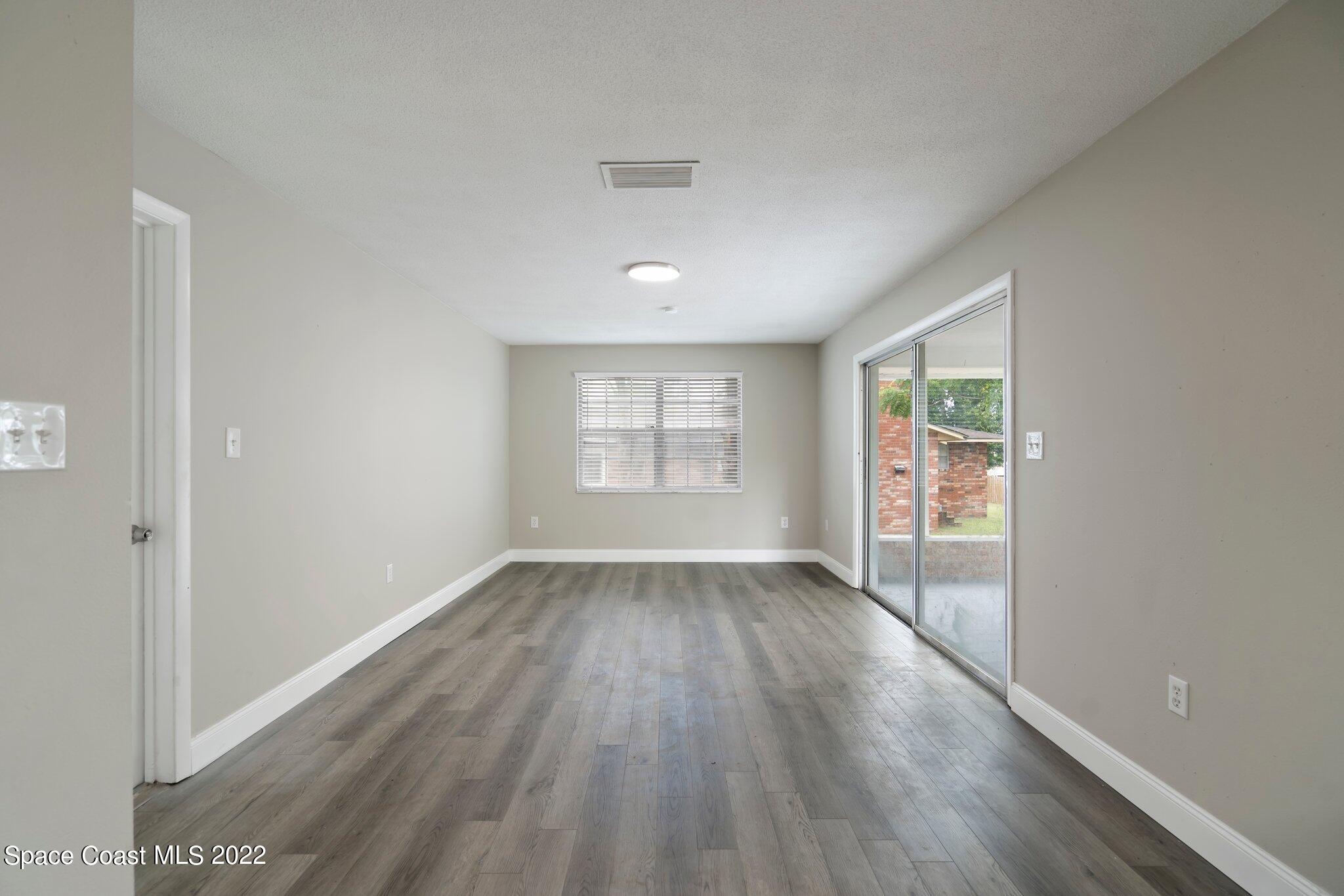 3437 Starfish Avenue