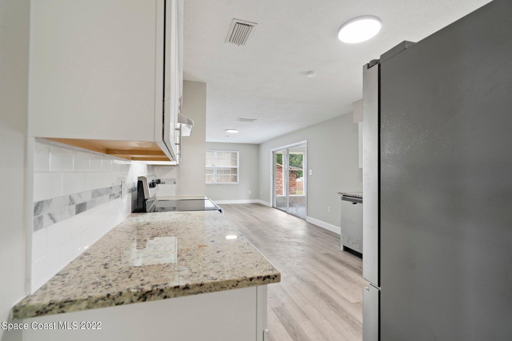 3437 Starfish Avenue