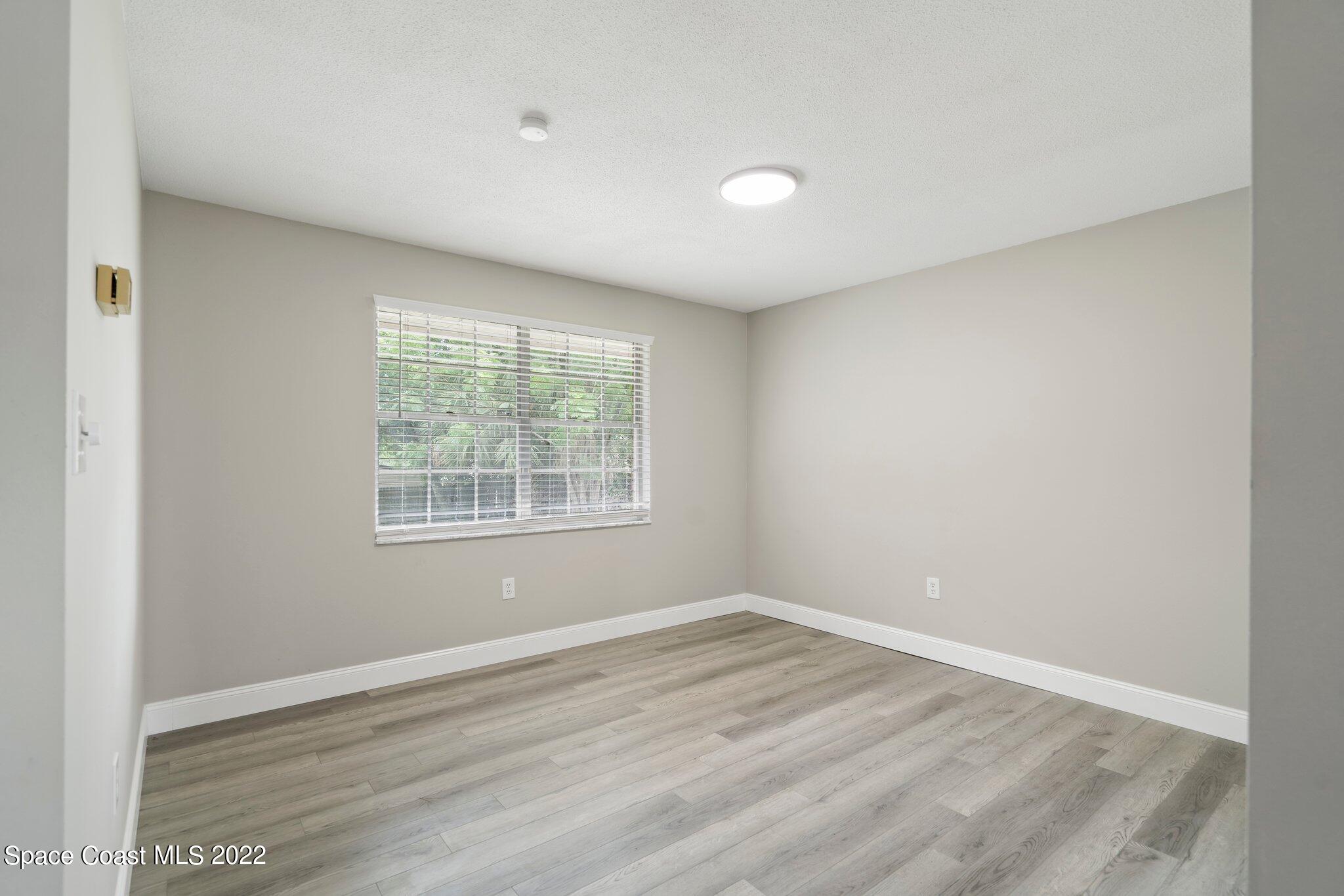 3437 Starfish Avenue