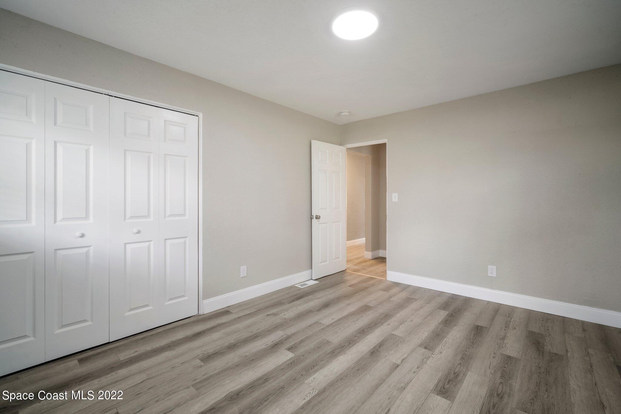 1034 Lakeshore Drive