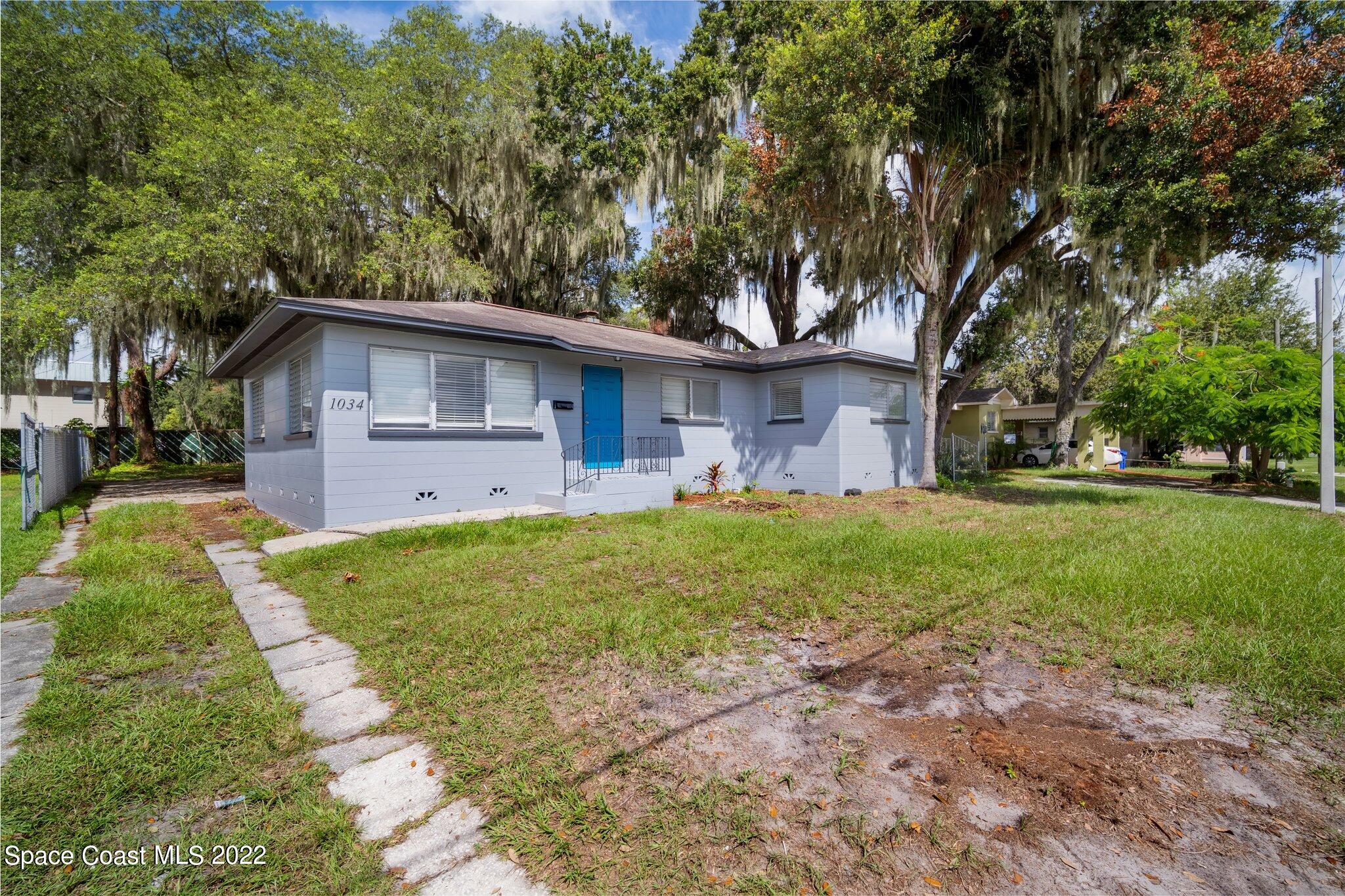 1034 Lakeshore Drive