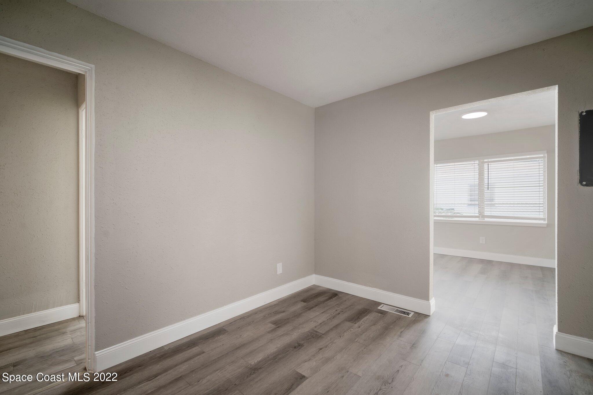 1034 Lakeshore Drive