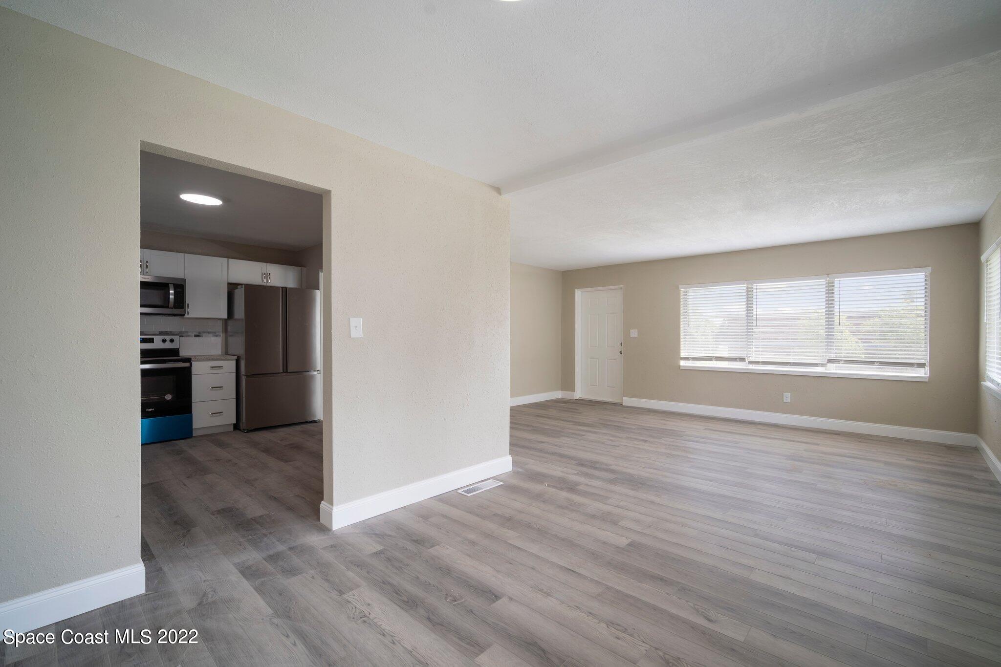 1034 Lakeshore Drive