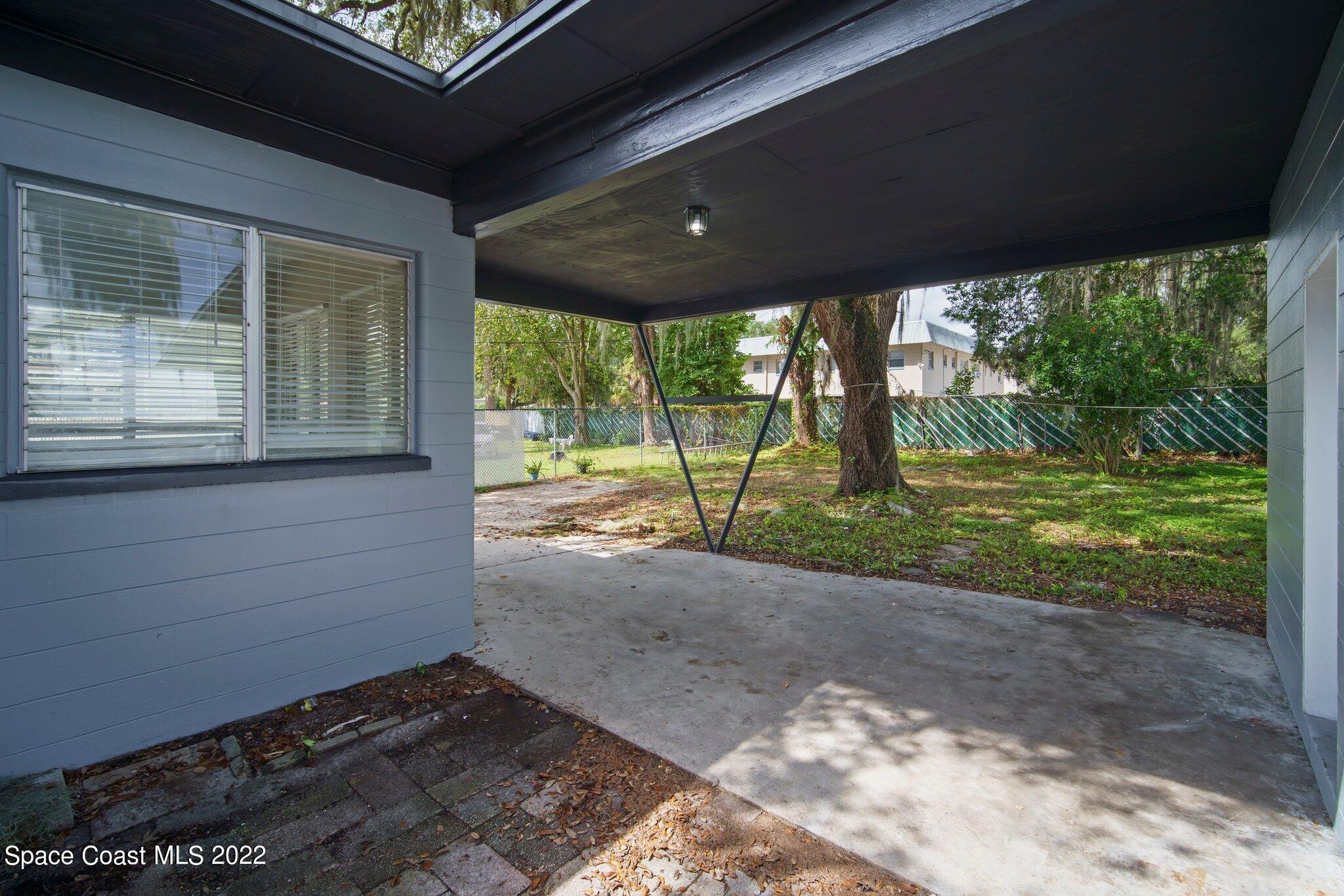 1034 Lakeshore Drive