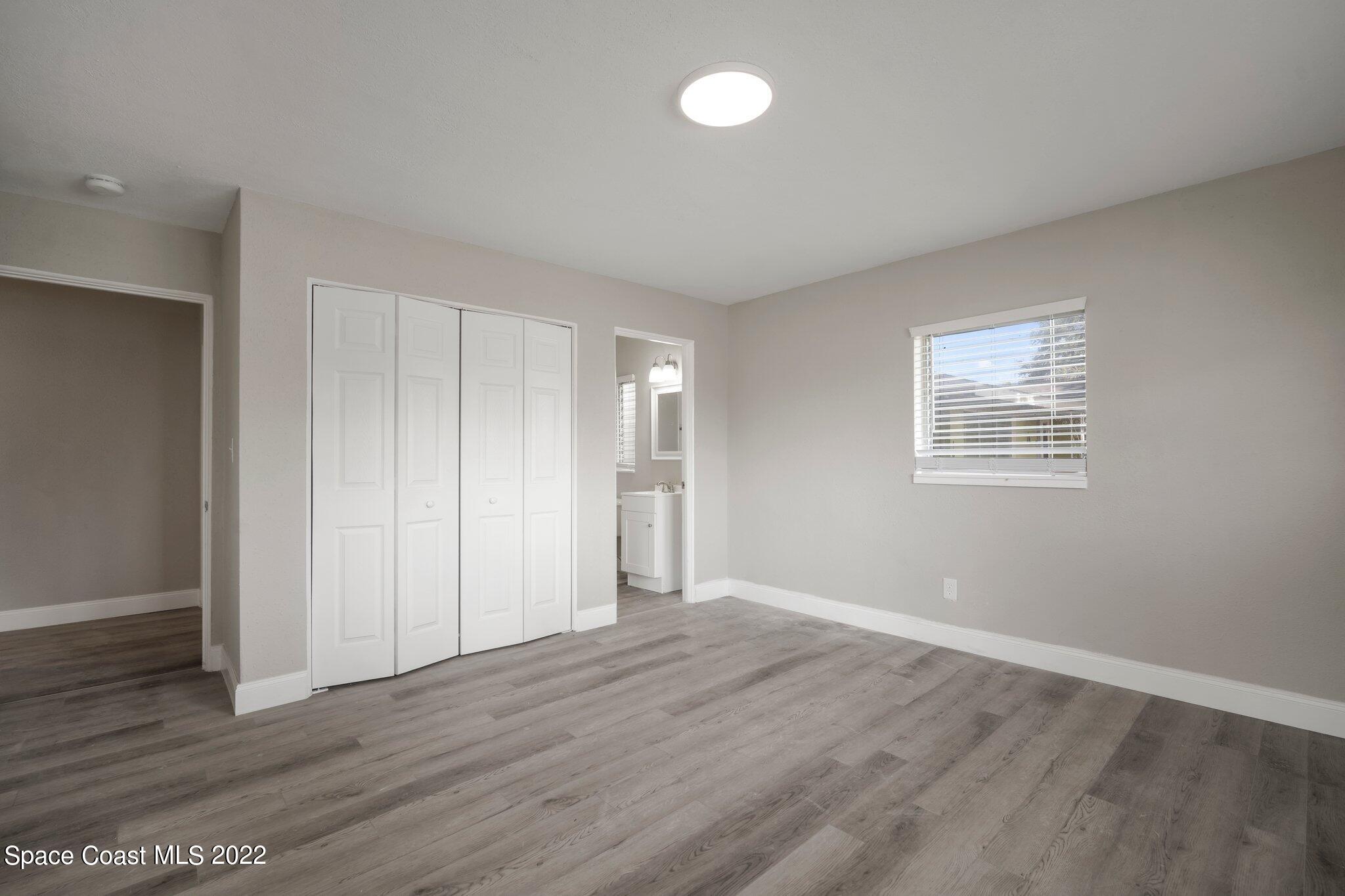 1034 Lakeshore Drive