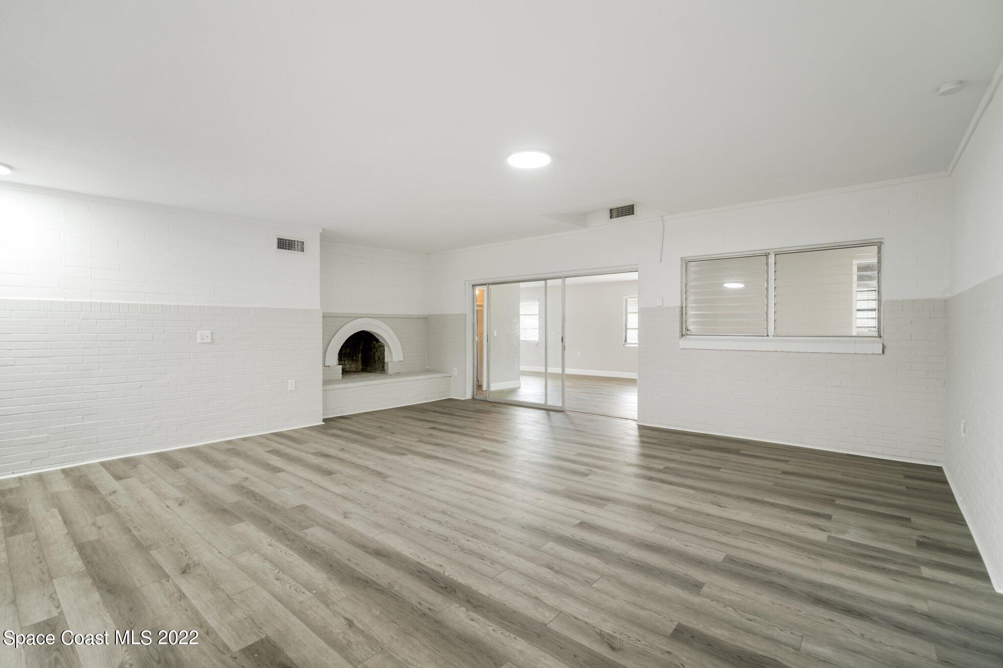 719 W Euclid Avenue, DeLand