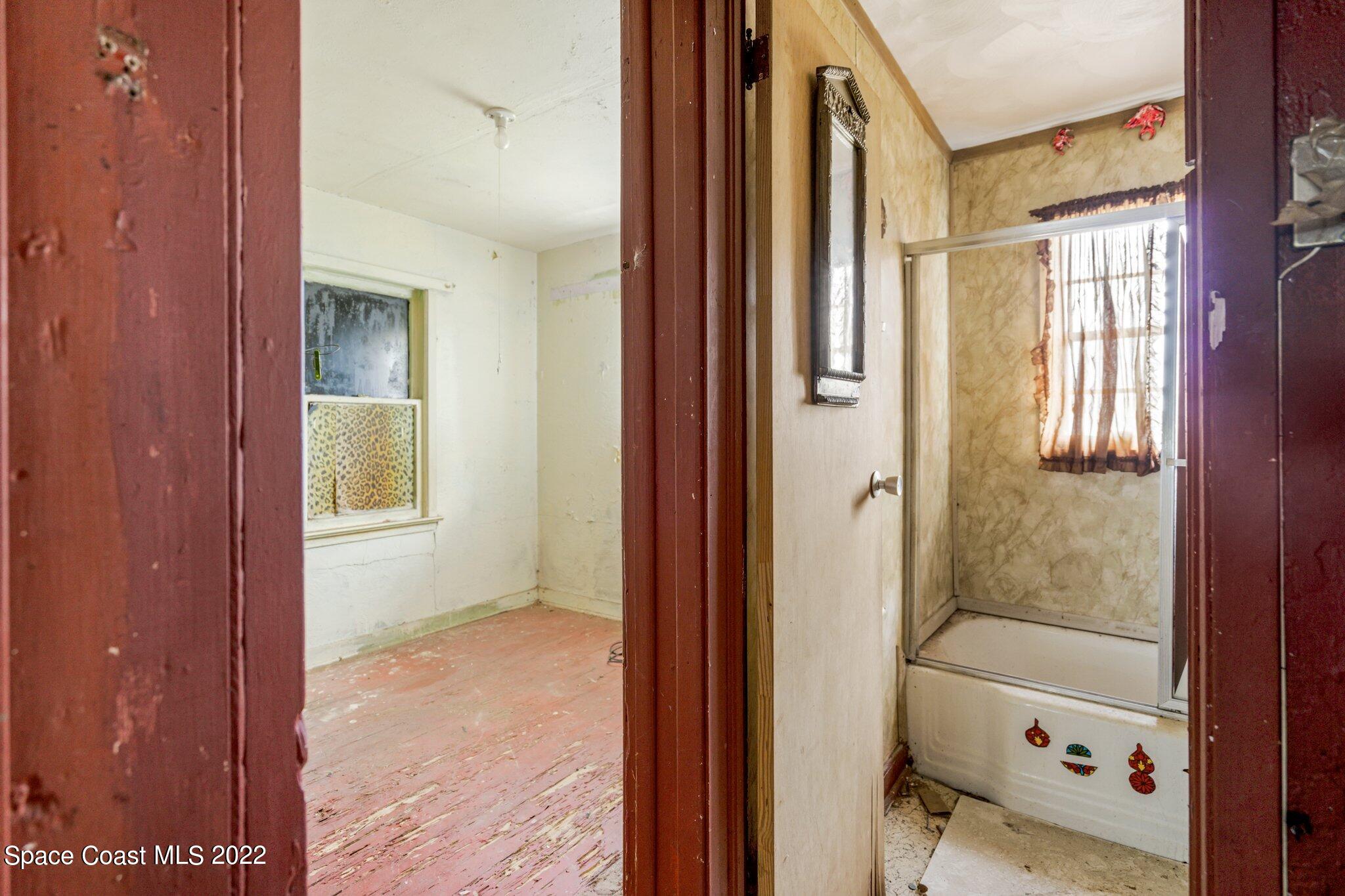 923 M.L.K. Boulevard S