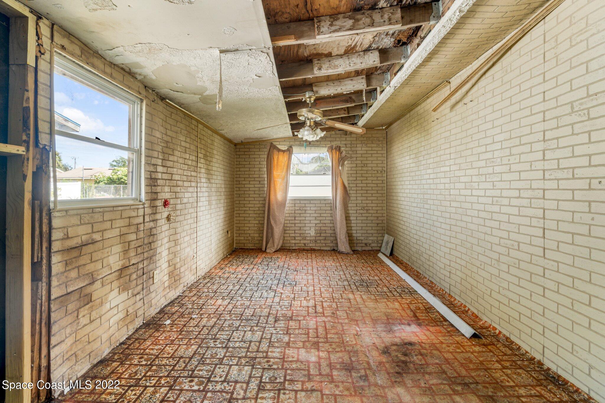 923 M.L.K. Boulevard S