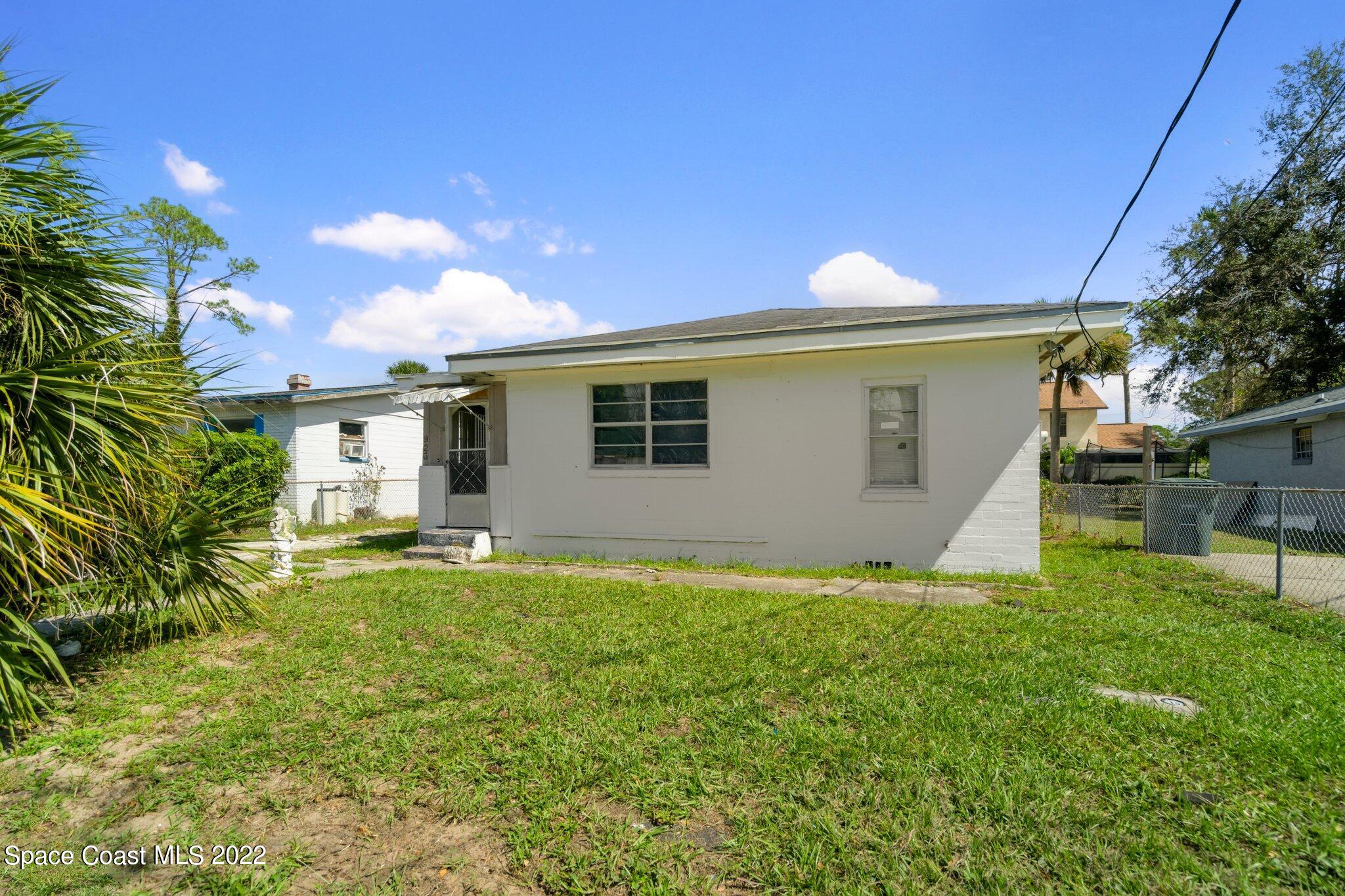 923 M.L.K. Boulevard S