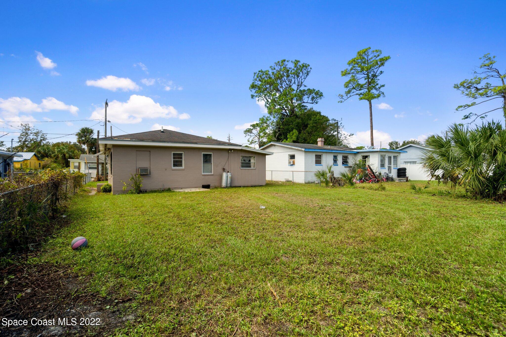 923 M.L.K. Boulevard S