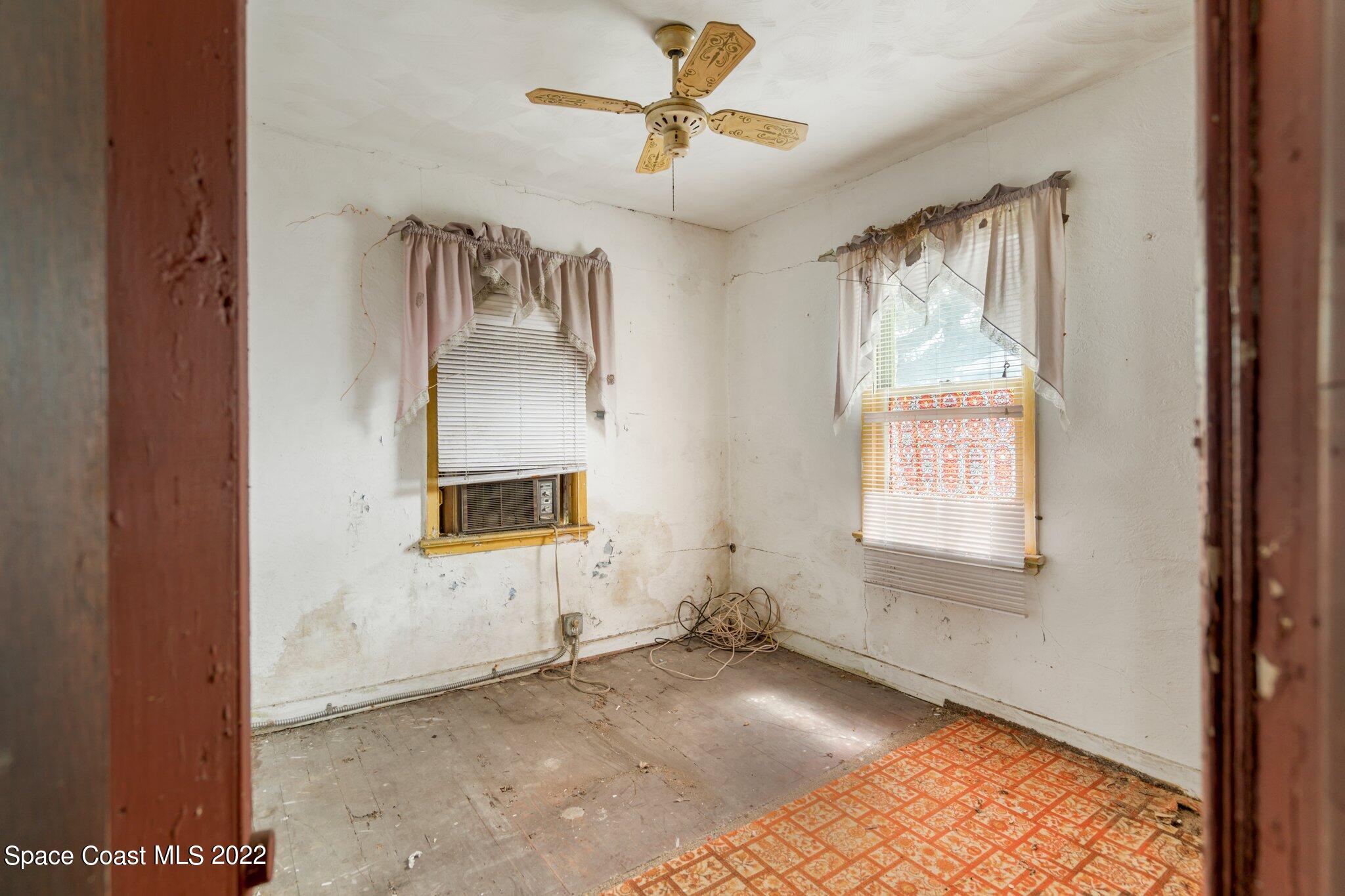 923 M.L.K. Boulevard S