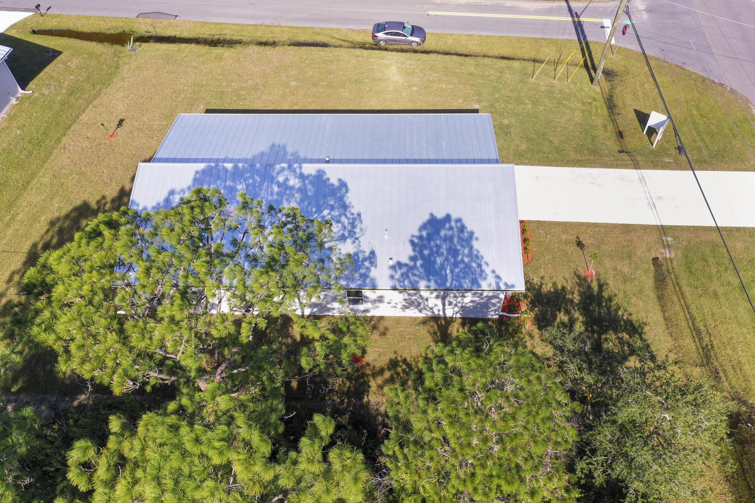 3010 Eldron Boulevard SE