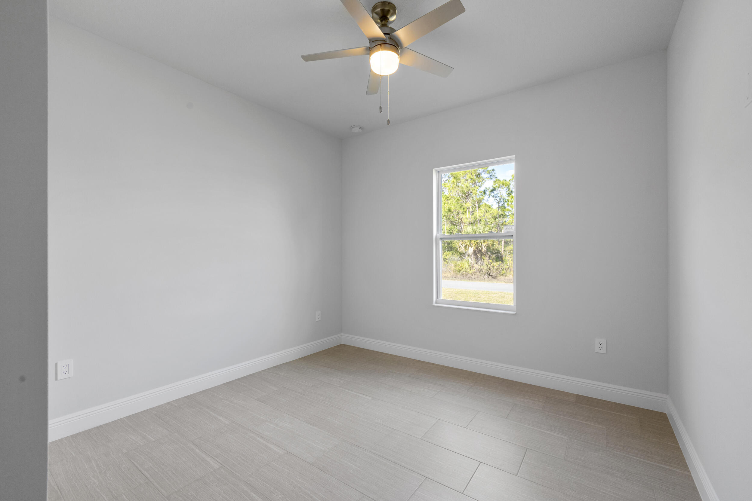 448 St Andre Boulevard SW