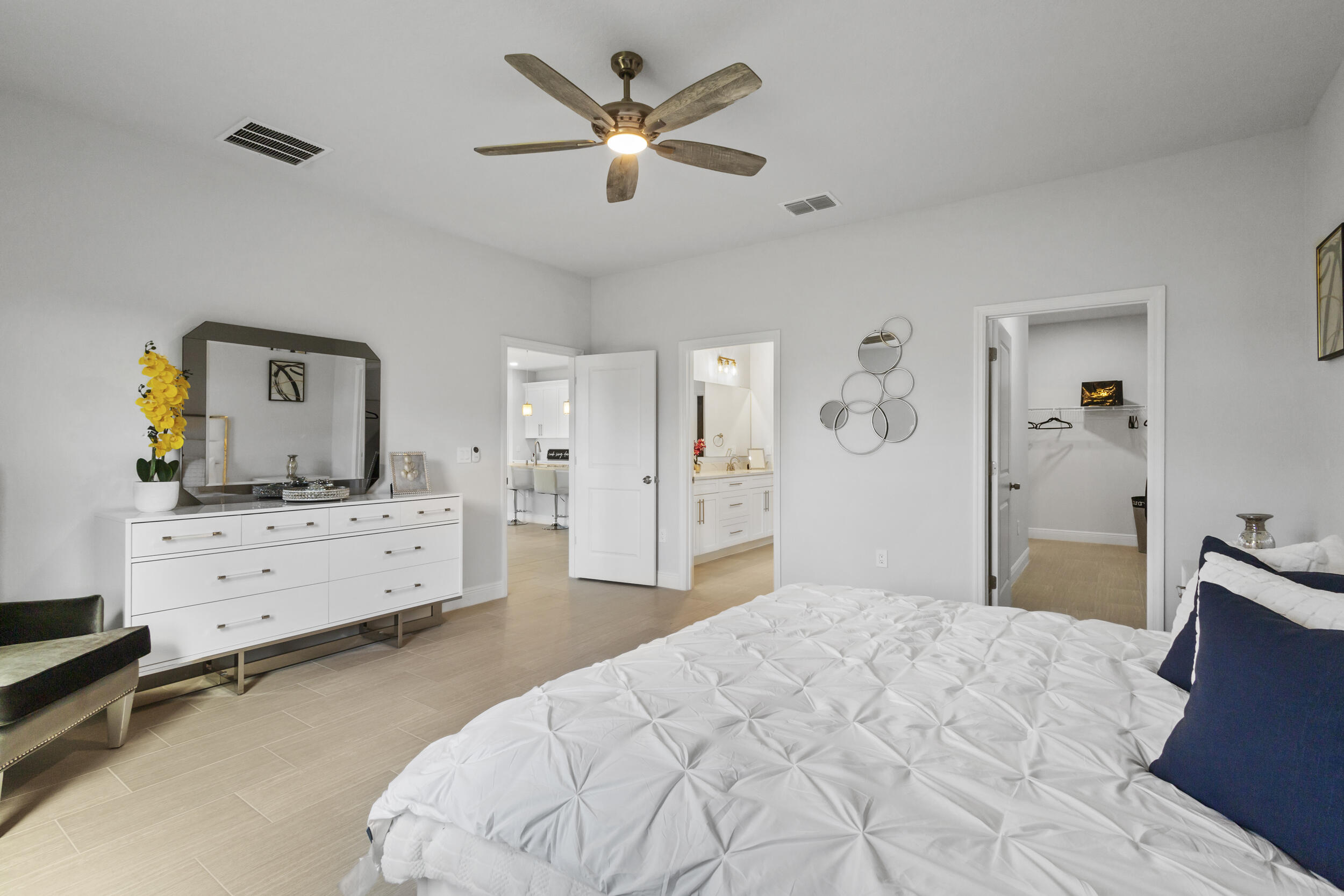 448 St Andre Boulevard SW