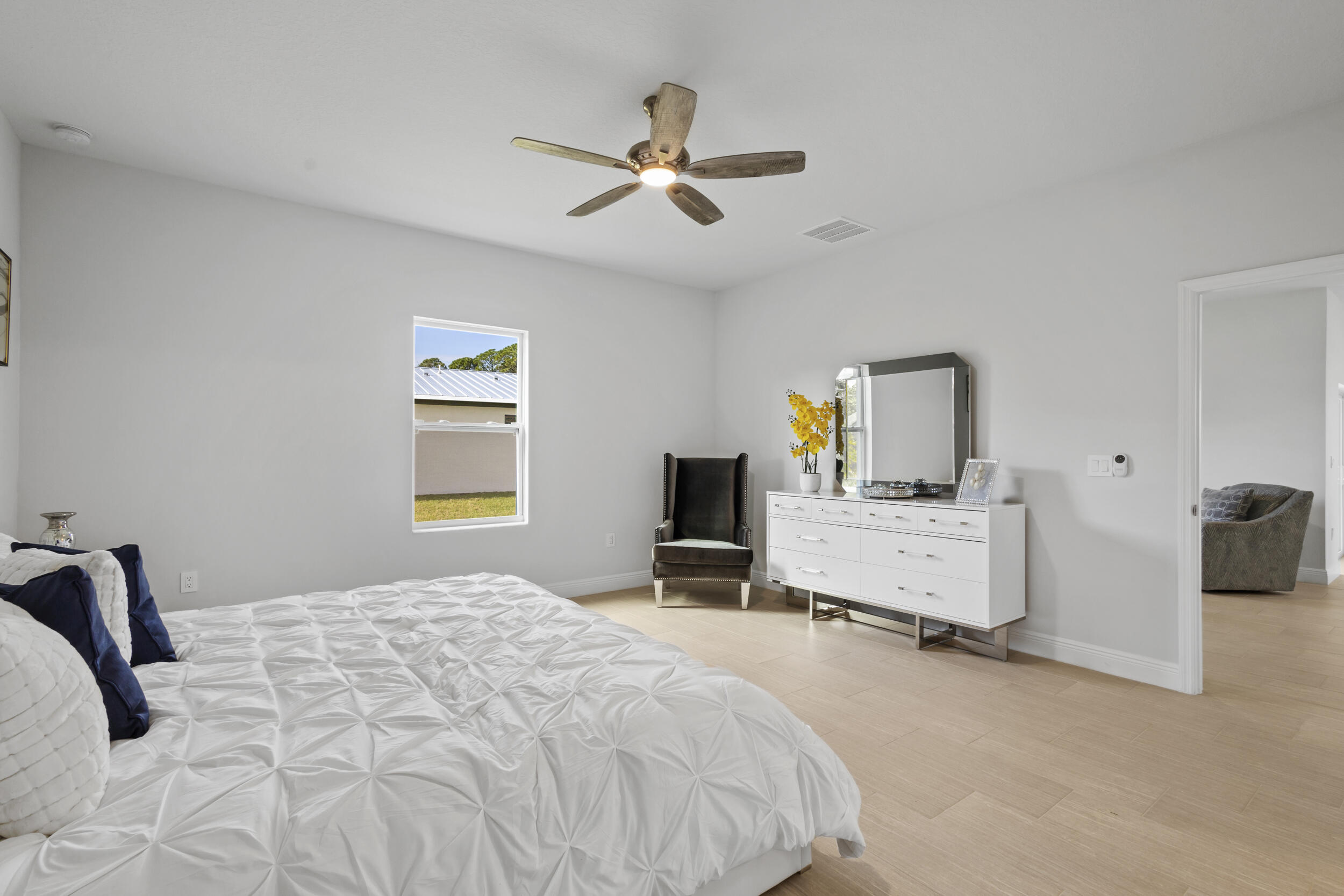 448 St Andre Boulevard SW