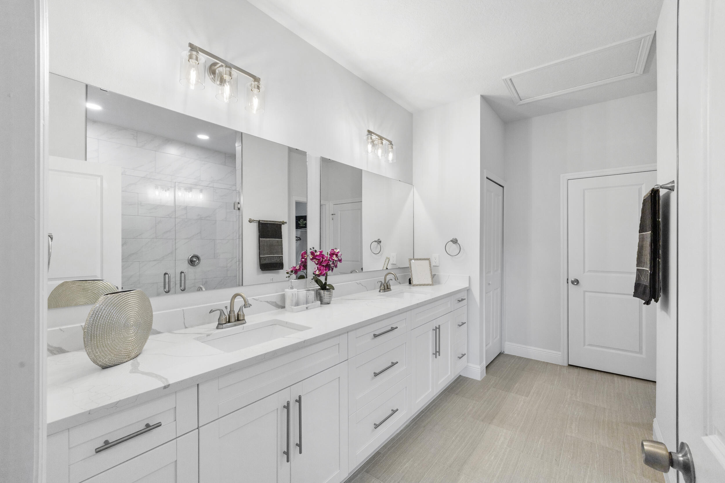 448 St Andre Boulevard SW