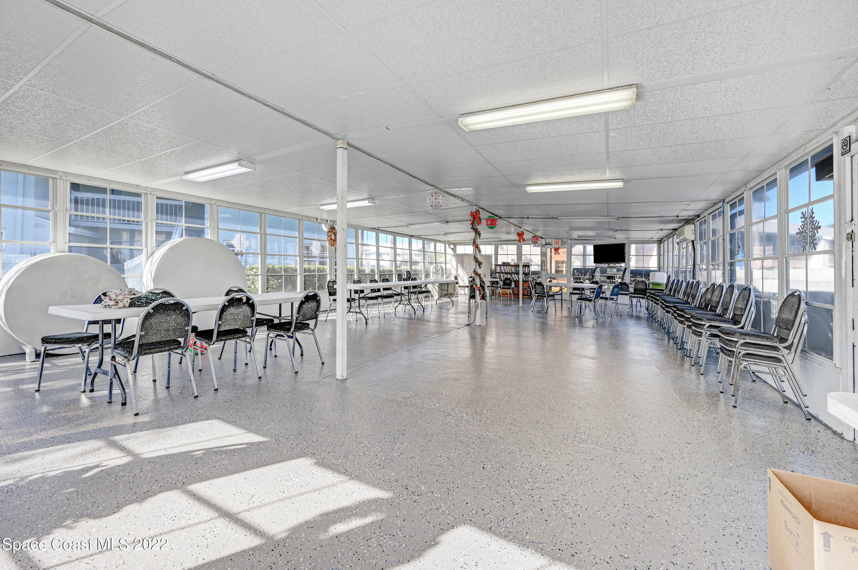 927 Sonesta Avenue NE, 103