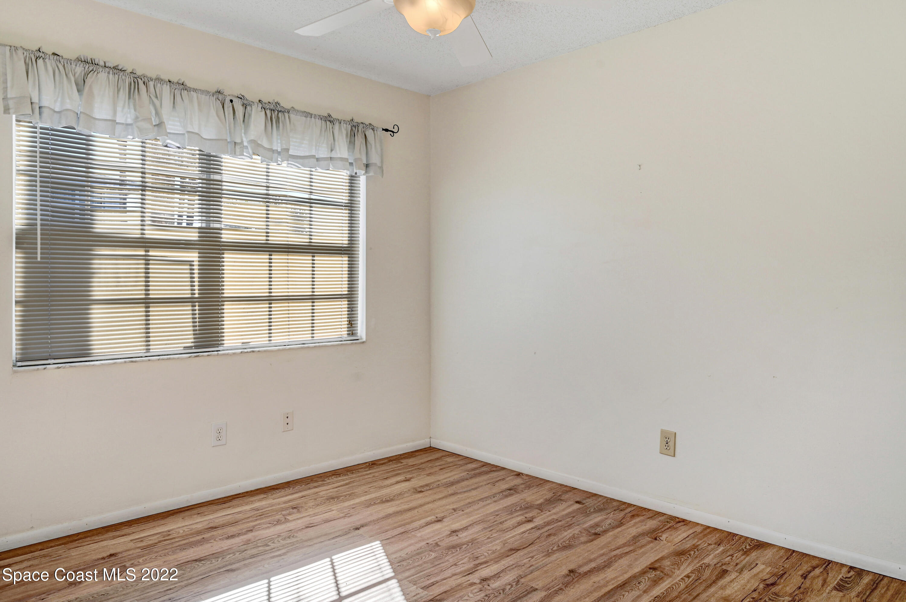 927 Sonesta Avenue NE, 103