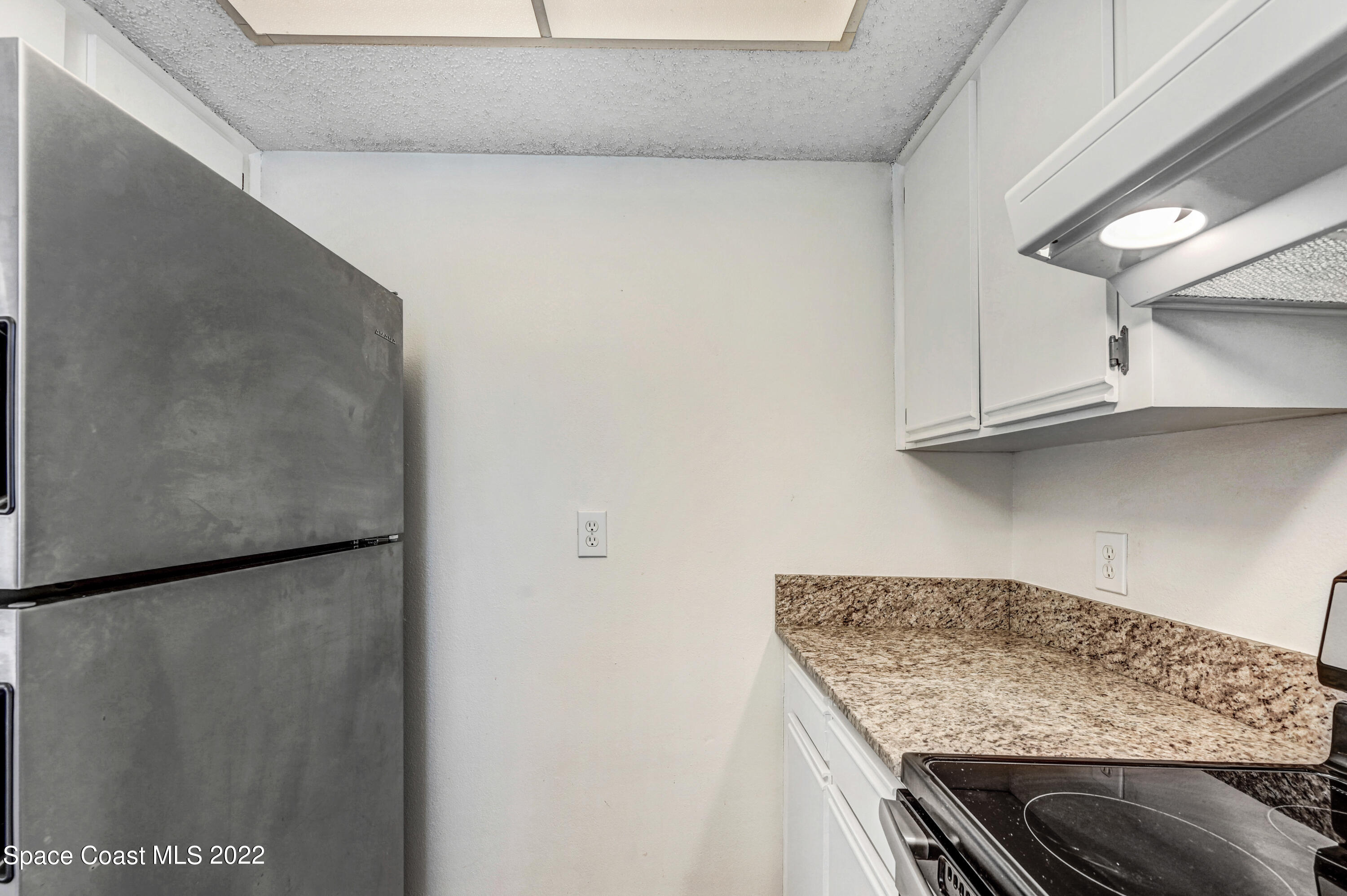 927 Sonesta Avenue NE, 103